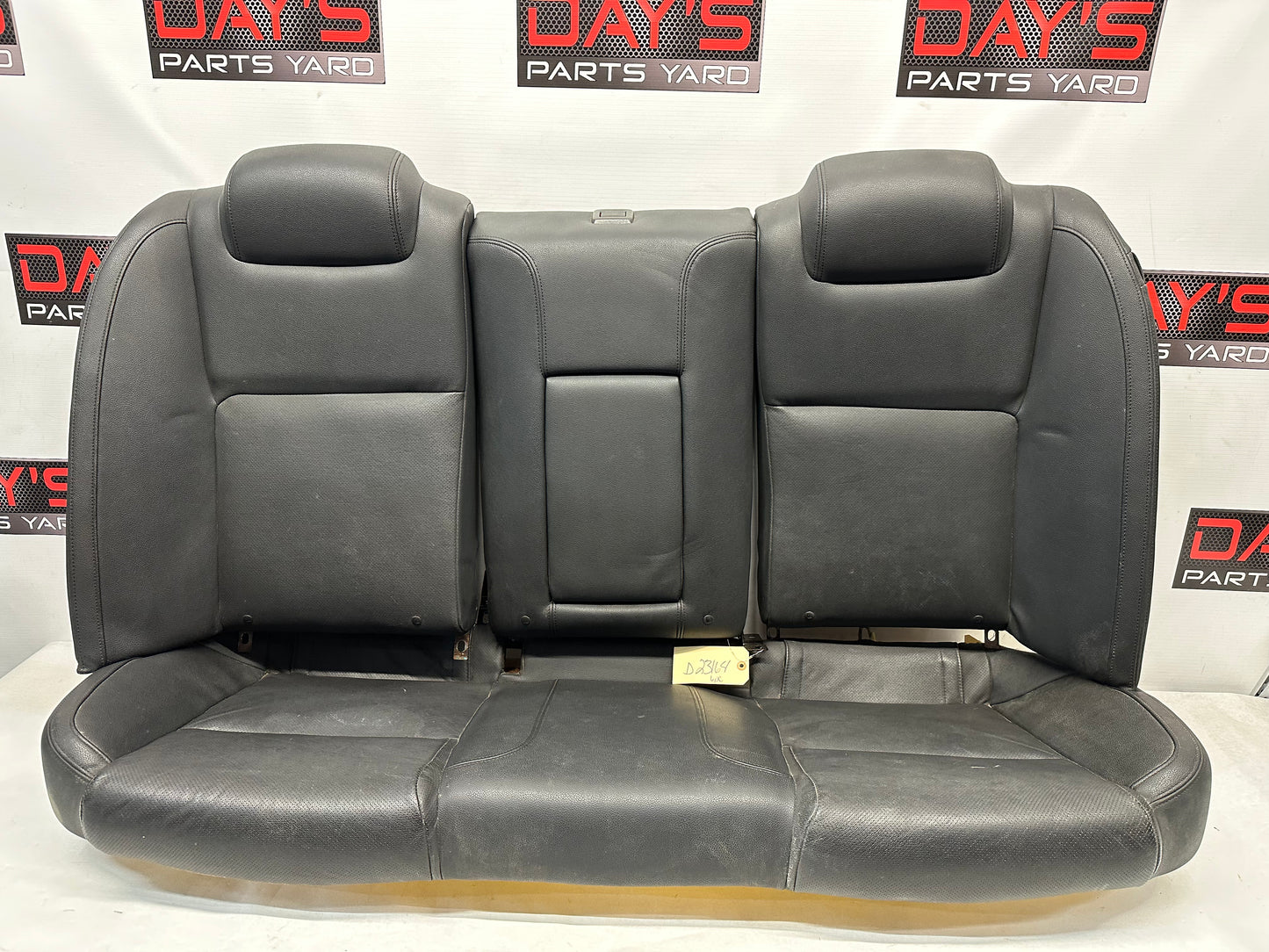 2009 Pontiac G8 GT Seats Fronts and Rears OEM - Day's Parts Yard