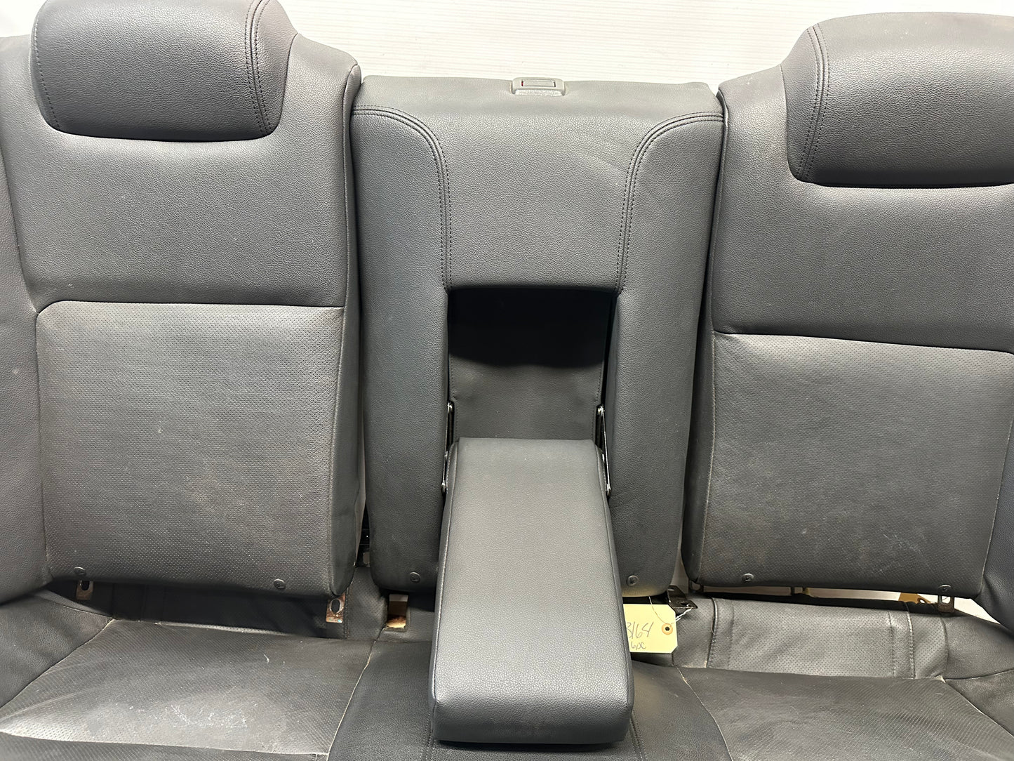 2009 Pontiac G8 GT Seats Fronts and Rears OEM - Day's Parts Yard