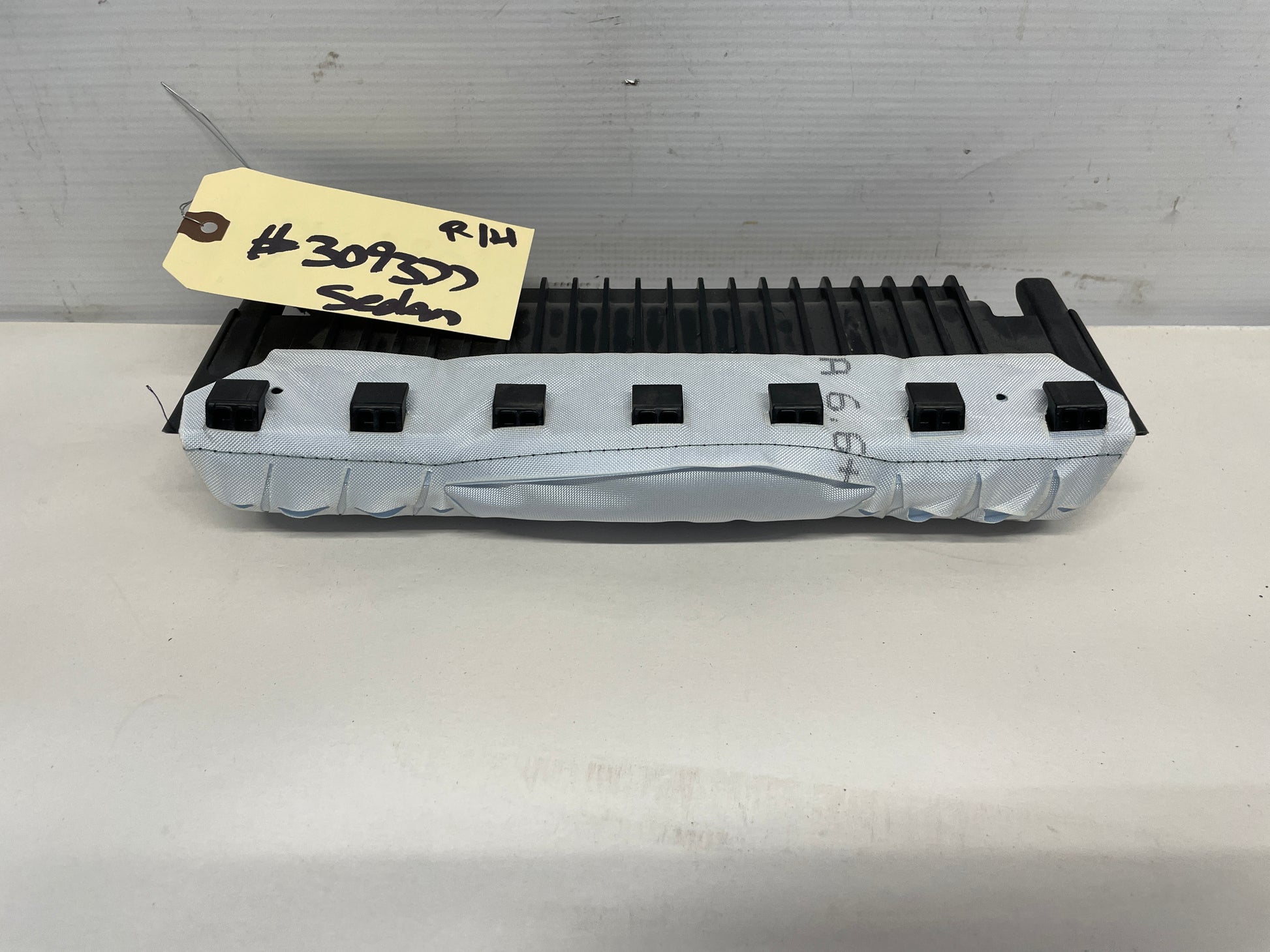 2017 Chevy SS Sedan RH Passenger Side Knee Dash Airbag OEM - Day's Parts Yard