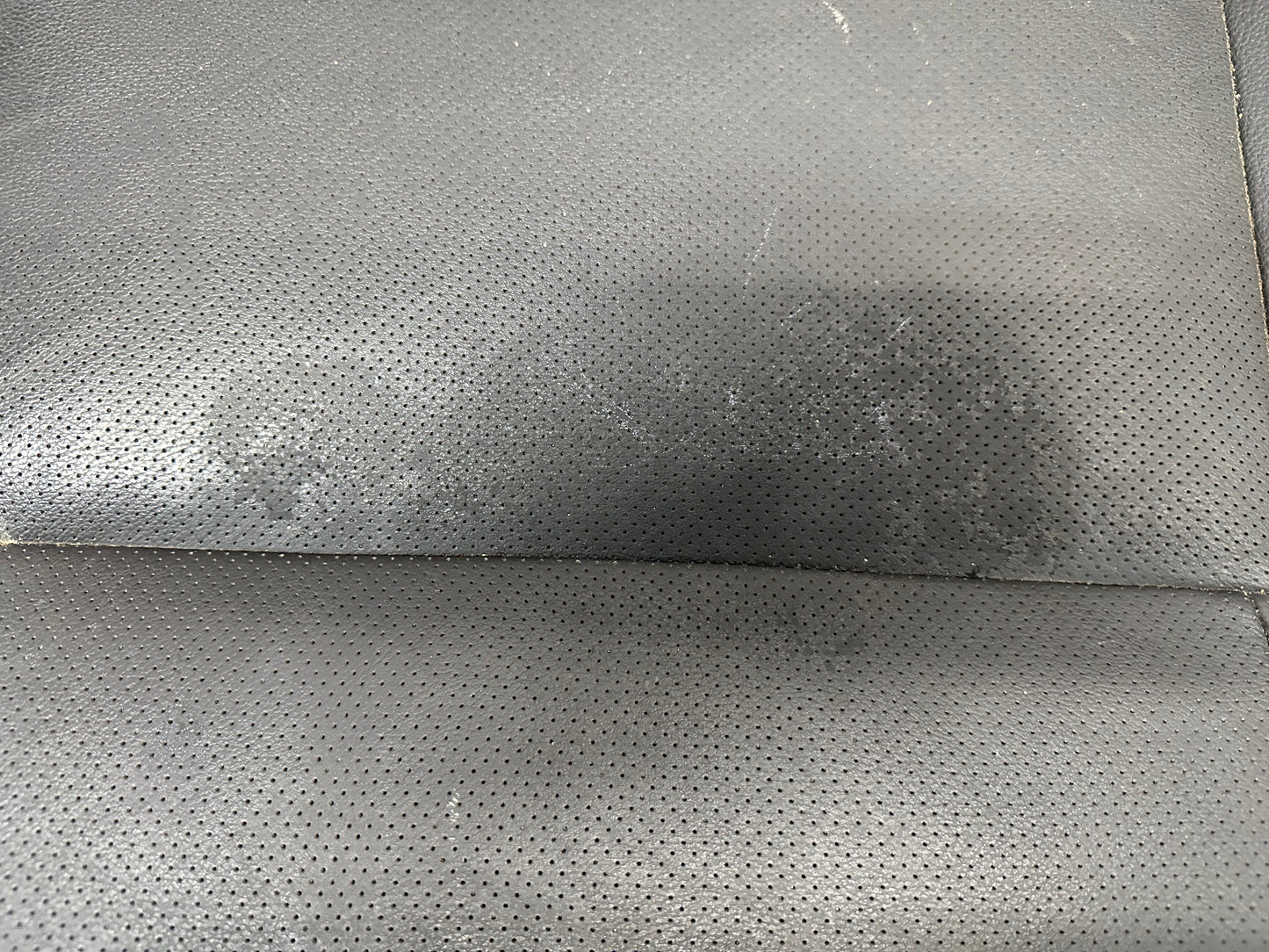 2009 Pontiac G8 GT Seats Fronts and Rears OEM - Day's Parts Yard