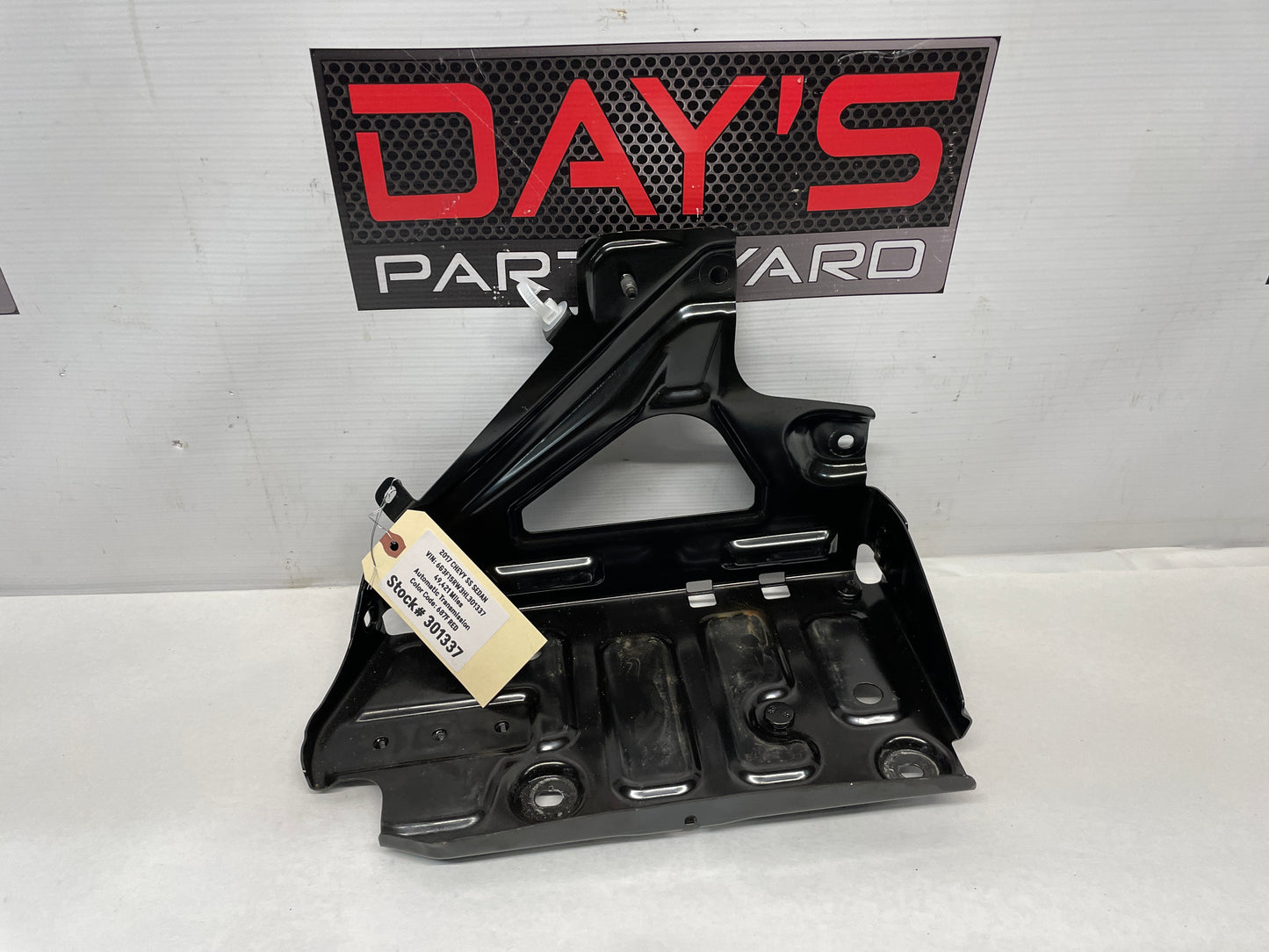 2017 Chevy SS Sedan Battery Tray Bracket OEM - Day's Parts Yard