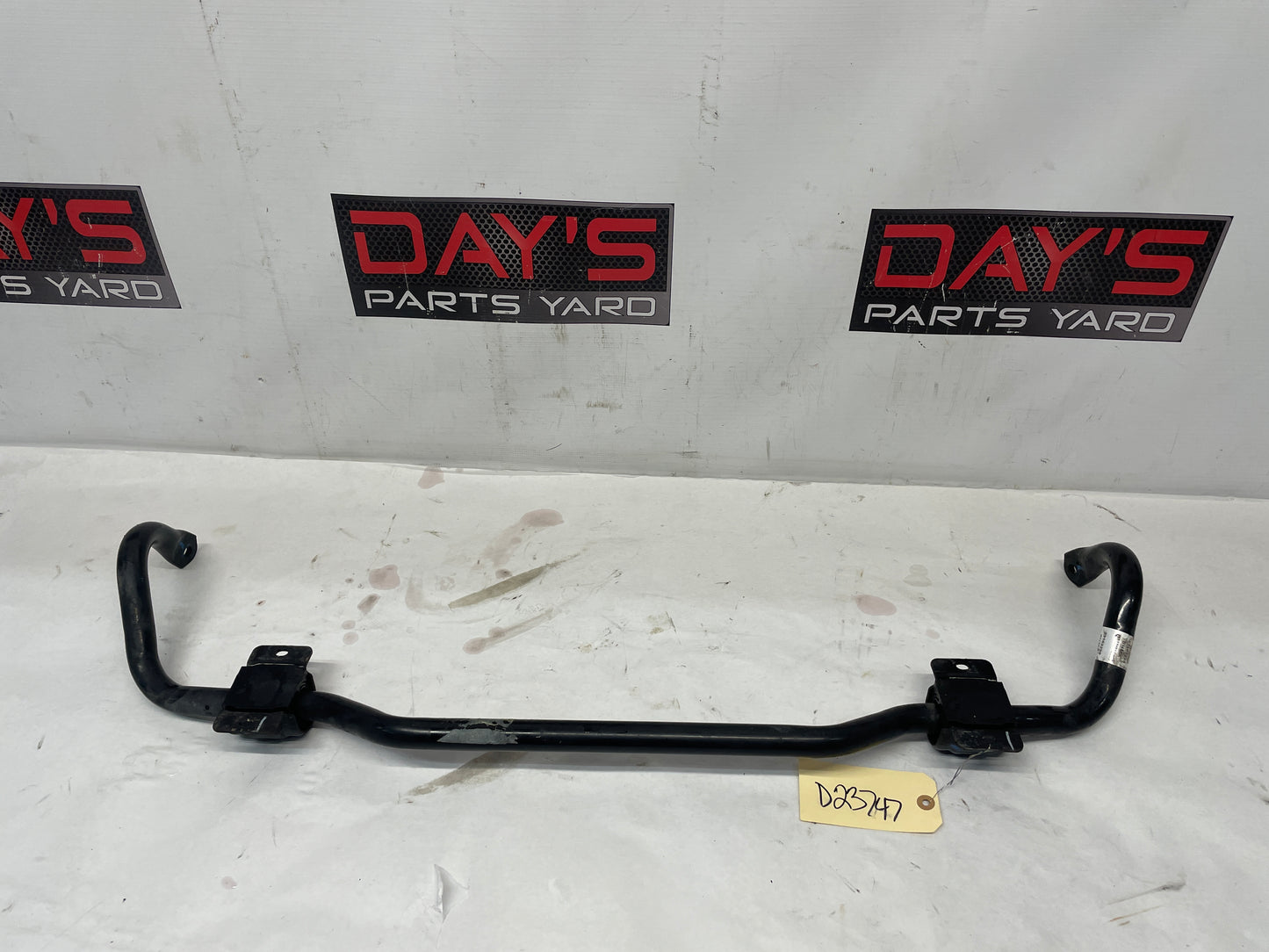 2016 Cadillac ATS-V Coupe Front Suspension Stabilizer Sway Bar OEM - Day's Parts Yard