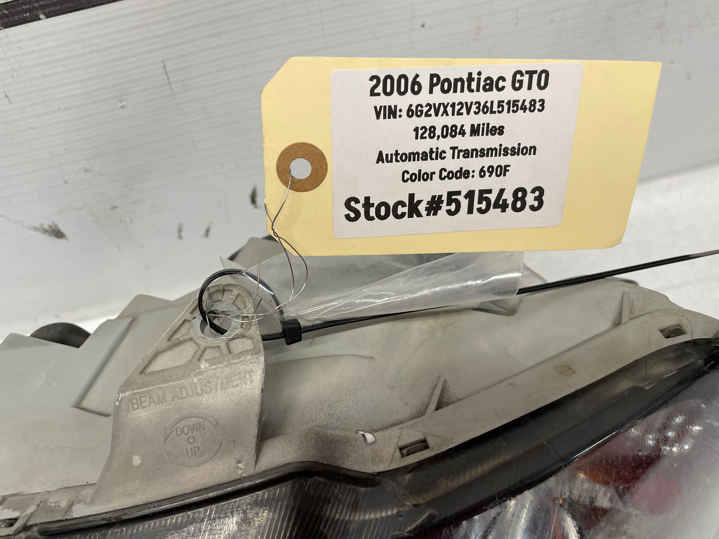 2006 Pontiac GTO LH Driver Head Light Headlight Lamp OEM - Day's Parts Yard