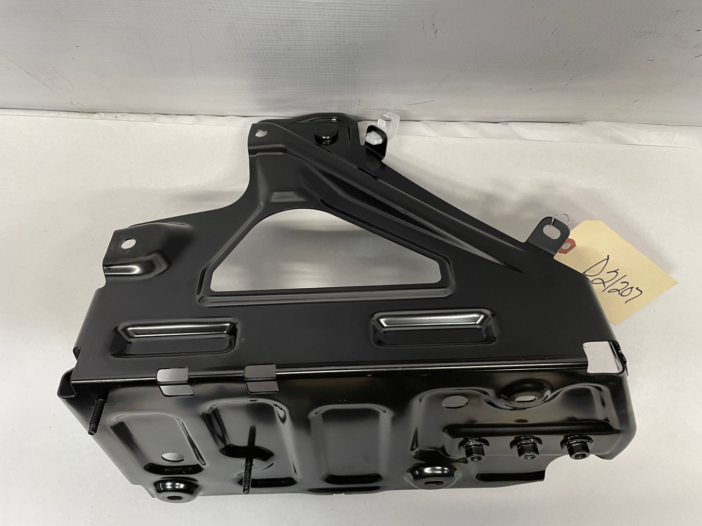 2017 Chevy SS Sedan Battery Tray Bracket OEM - Day's Parts Yard