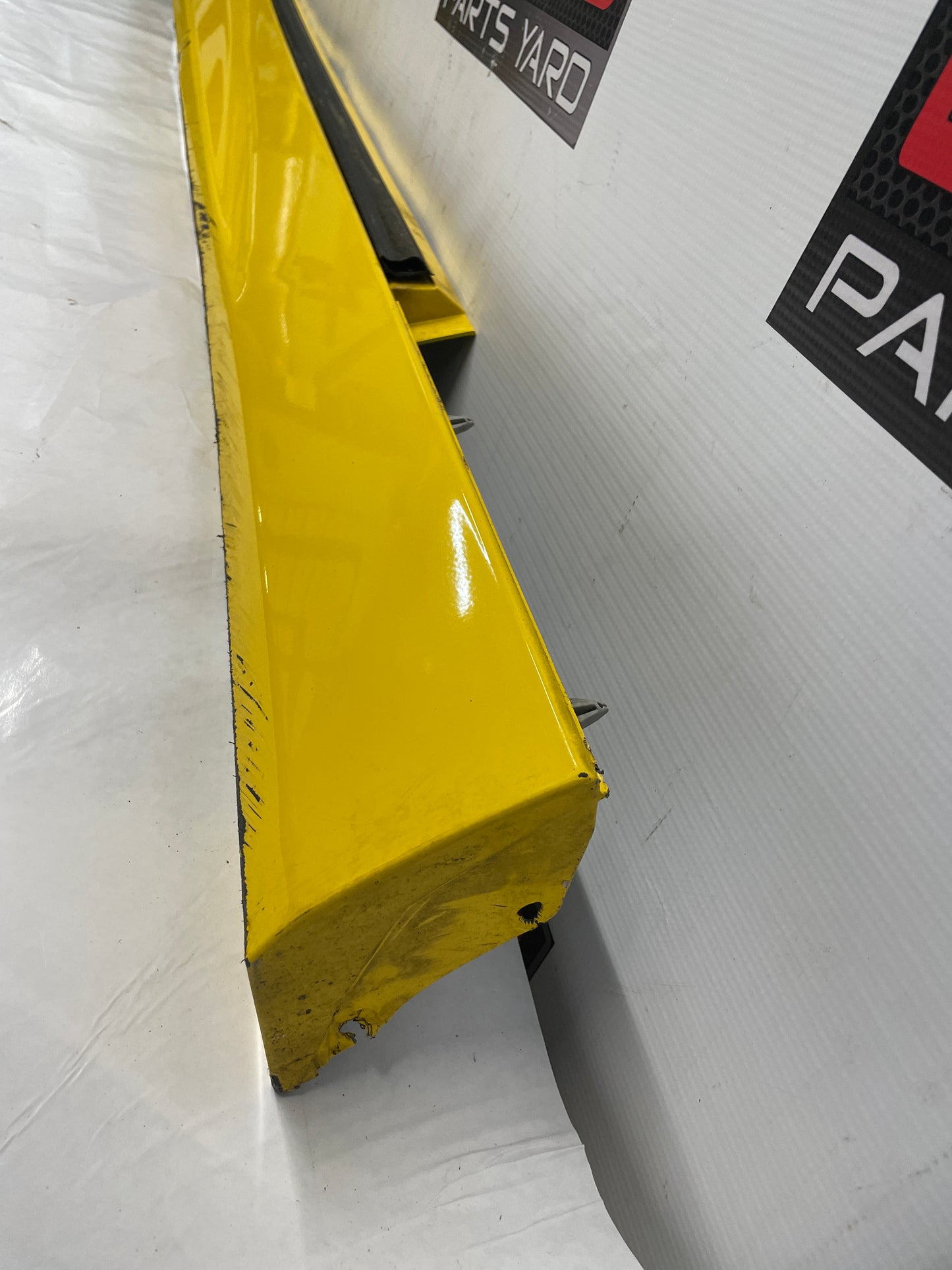 2012 Chevy Camaro SS RH Passenger GFX Rocker Molding Side Skirt Trim Panel OEM - Day's Parts Yard
