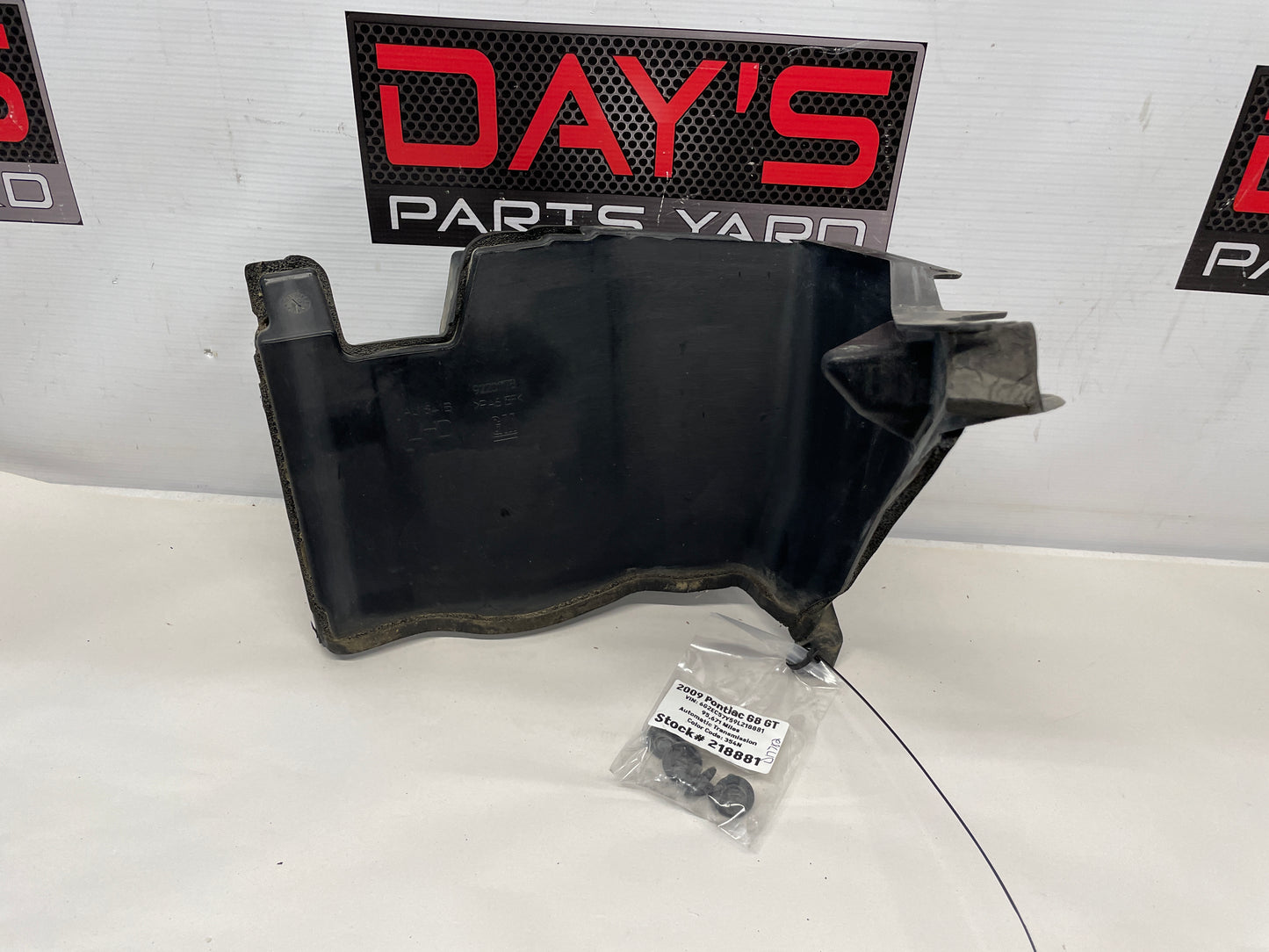 2009 Pontiac G8 GT Cabin Air Filter Inlet Panel Housing OEM - Day's Parts Yard