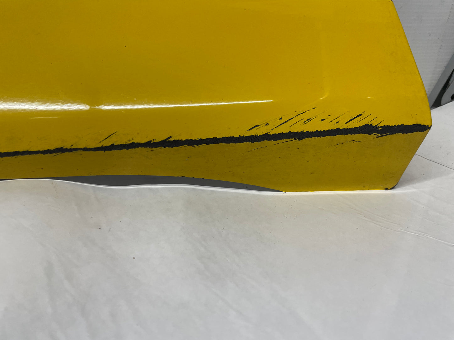 2012 Chevy Camaro SS RH Passenger GFX Rocker Molding Side Skirt Trim Panel OEM - Day's Parts Yard