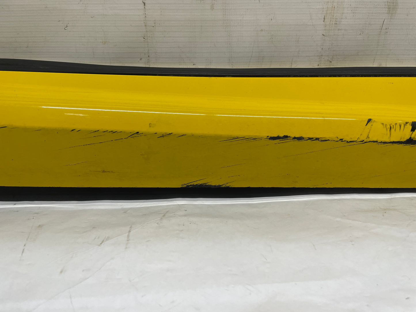 2012 Chevy Camaro SS RH Passenger GFX Rocker Molding Side Skirt Trim Panel OEM - Day's Parts Yard