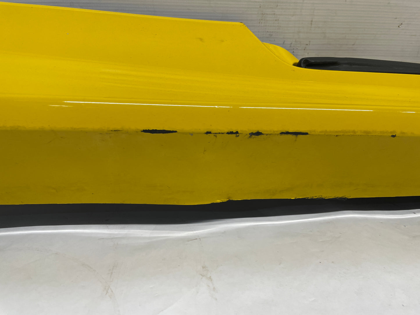 2012 Chevy Camaro SS RH Passenger GFX Rocker Molding Side Skirt Trim Panel OEM - Day's Parts Yard