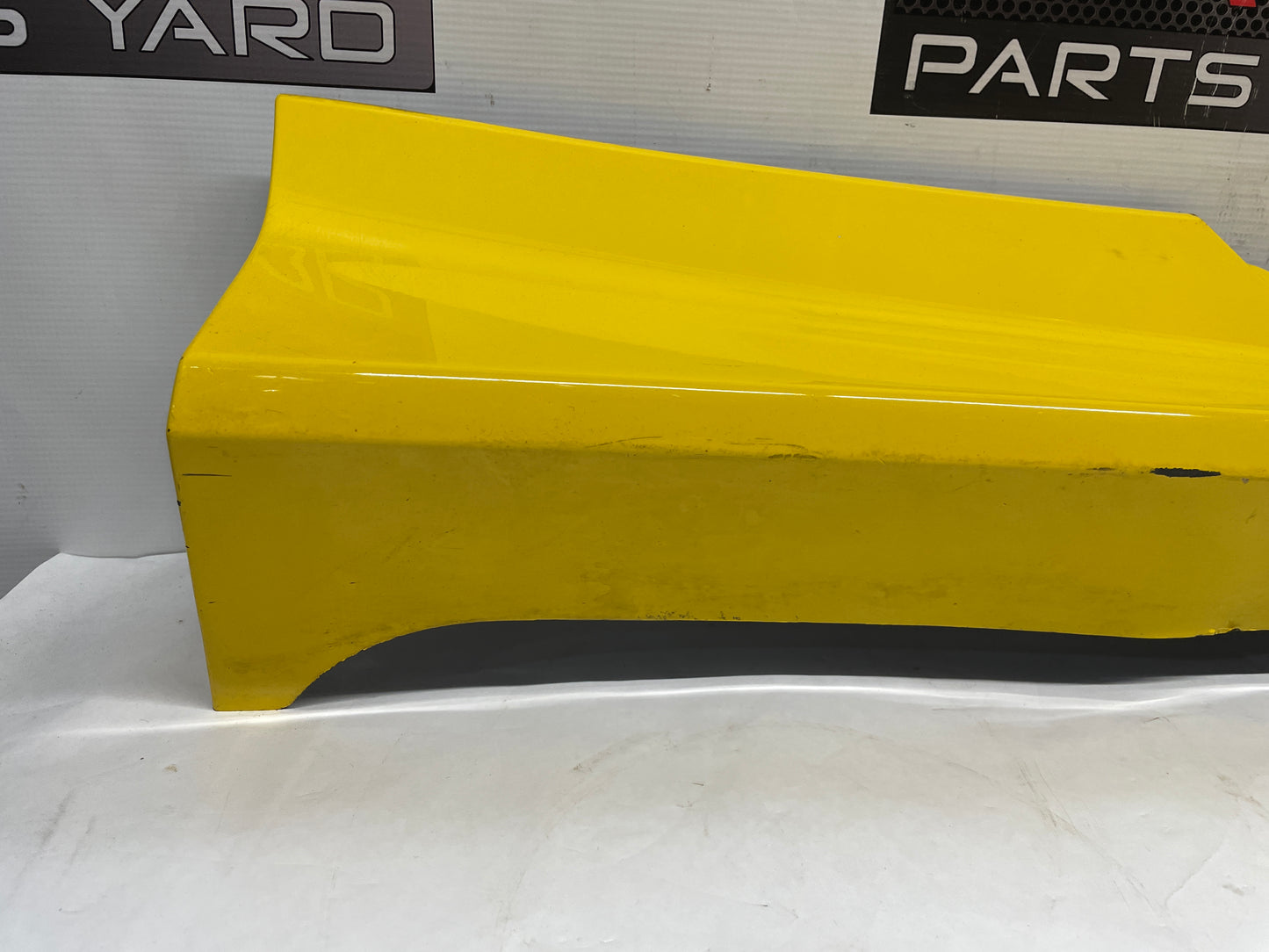 2012 Chevy Camaro SS RH Passenger GFX Rocker Molding Side Skirt Trim Panel OEM - Day's Parts Yard