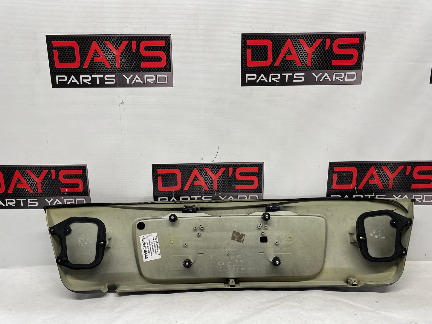 2006 Pontiac GTO Trunk Deck Lid Filler Insert Applique Panel OEM - Day's Parts Yard