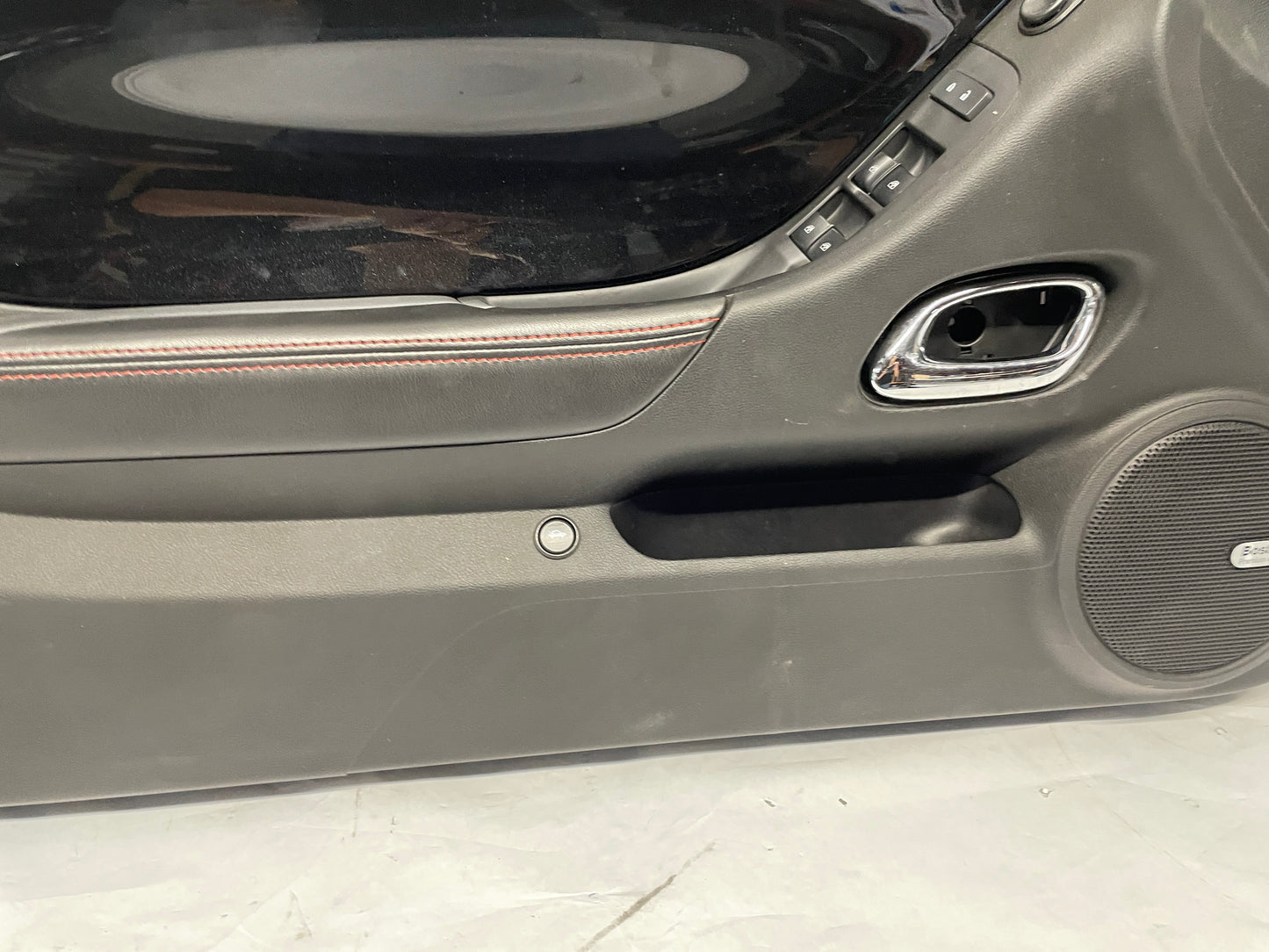 2014 Chevy Camaro ZL1 Convertible LH Driver Interior Door Panel Trim Carbon Flash OEM - Day's Parts Yard