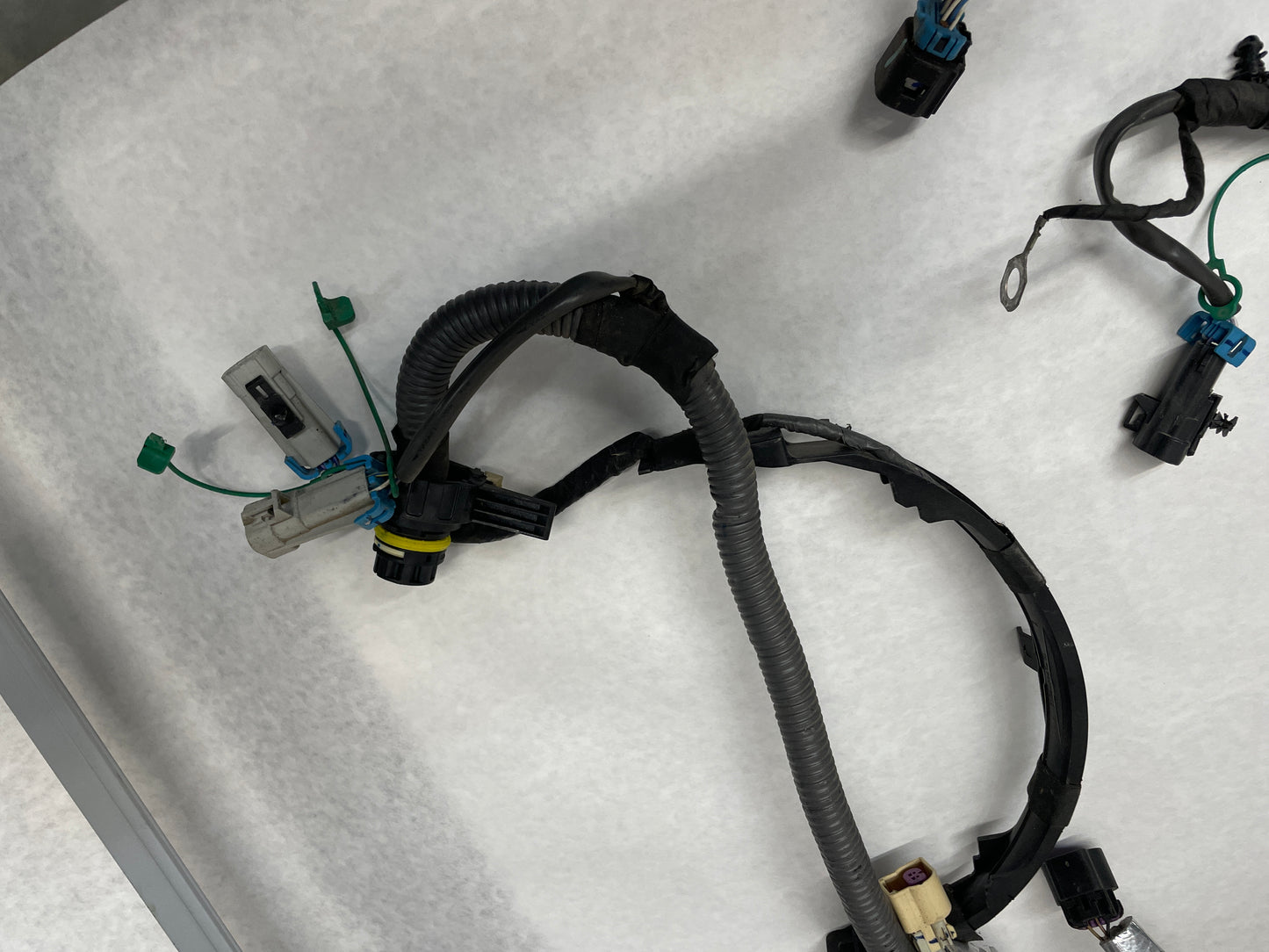 2017 Chevy SS Sedan Engine Motor Automatic Transmission Wire Wiring Harness OEM - Day's Parts Yard