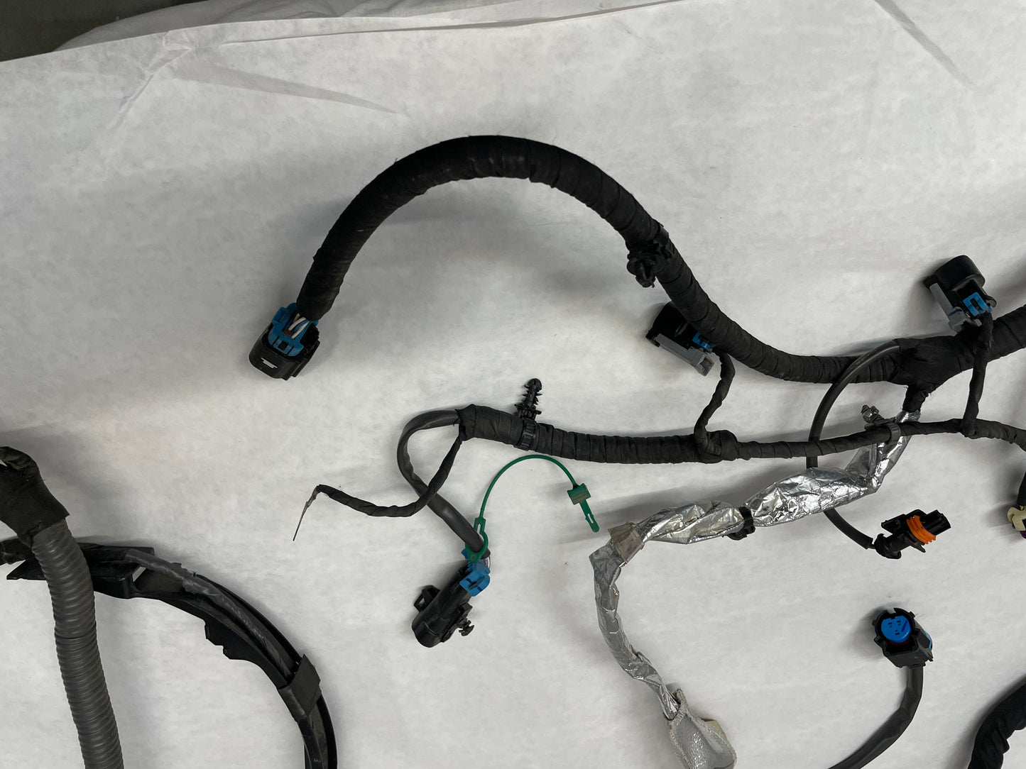 2017 Chevy SS Sedan Engine Motor Automatic Transmission Wire Wiring Harness OEM - Day's Parts Yard