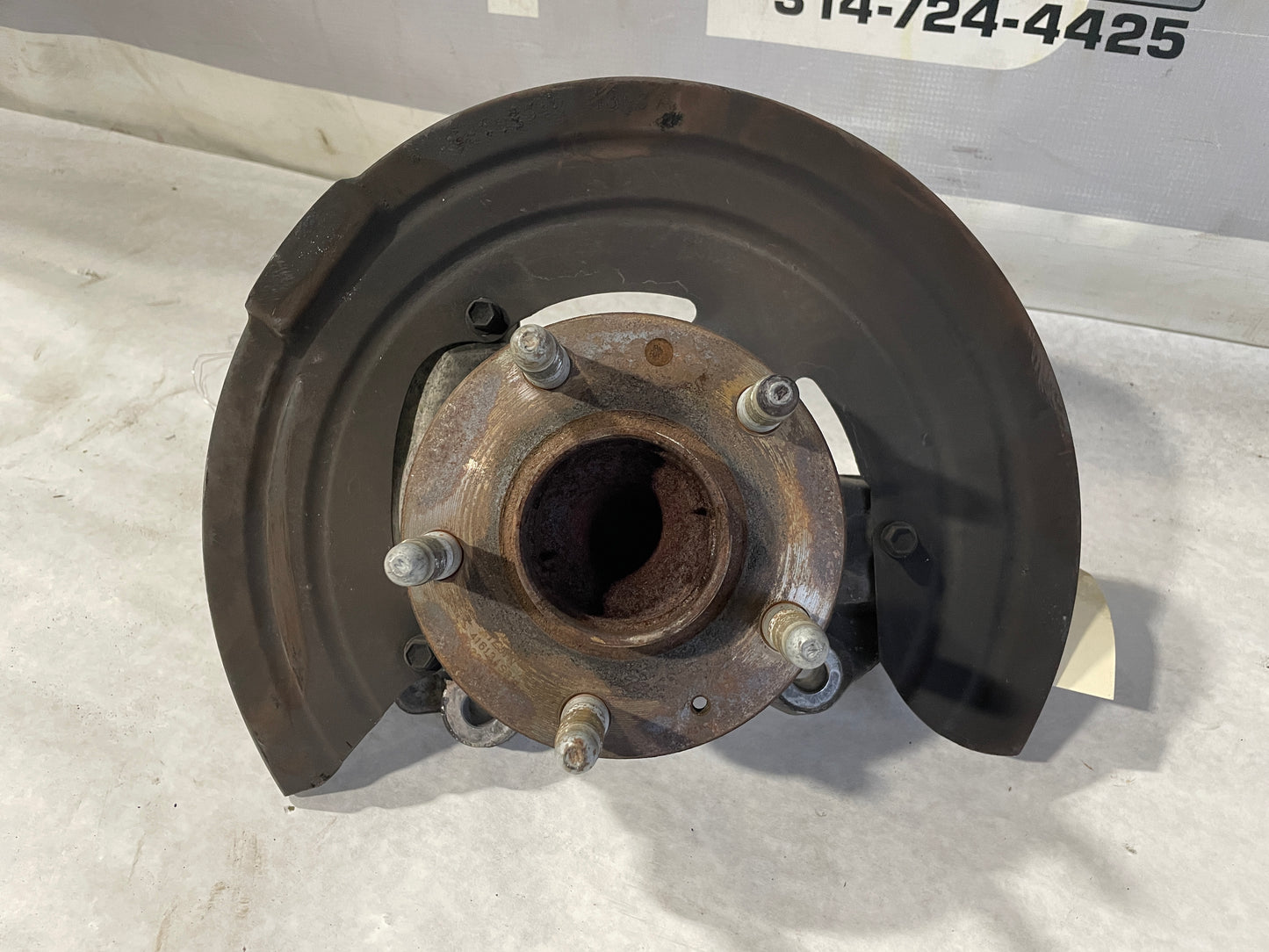 2014 Chevy SS Sedan Front LH Driver Hub Spindle Knuckle Assembly OEM - Day's Parts Yard