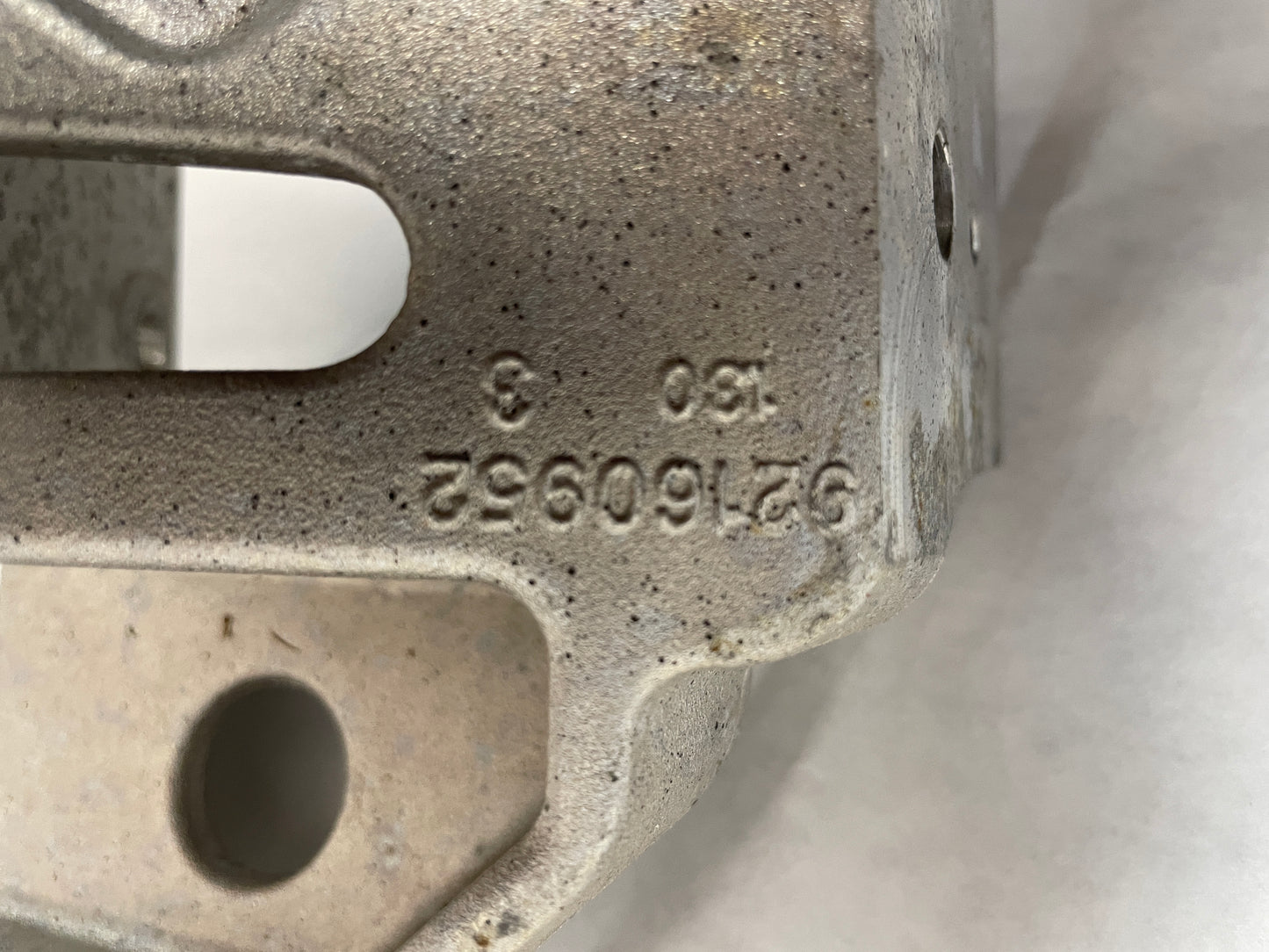 2017 Chevy SS Sedan RH & LH Engine Motor Mounts - Day's Parts Yard