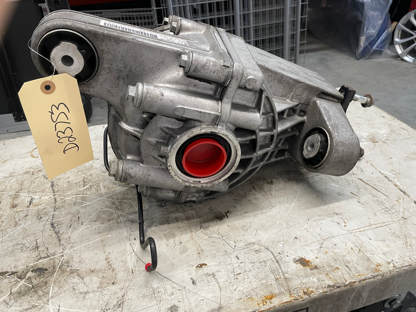 2008 Pontiac G8 Base 2.92 LSD Rear End Carrier Diff OEM - Day's Parts Yard