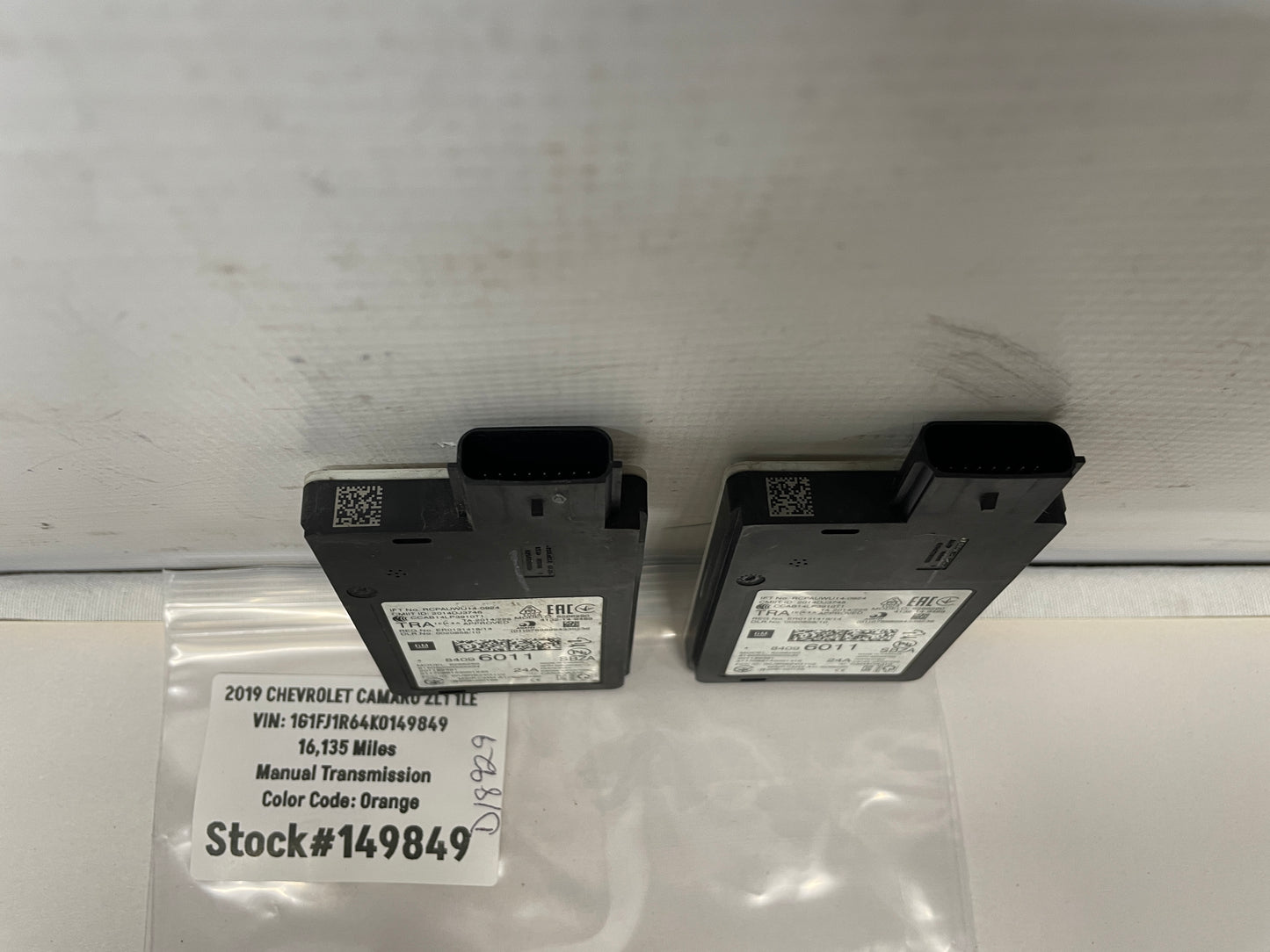 2019 Chevy Camaro ZL1 1LE Rear Bumper Blind Spot Detector Sensor Module Set OEM - Day's Parts Yard