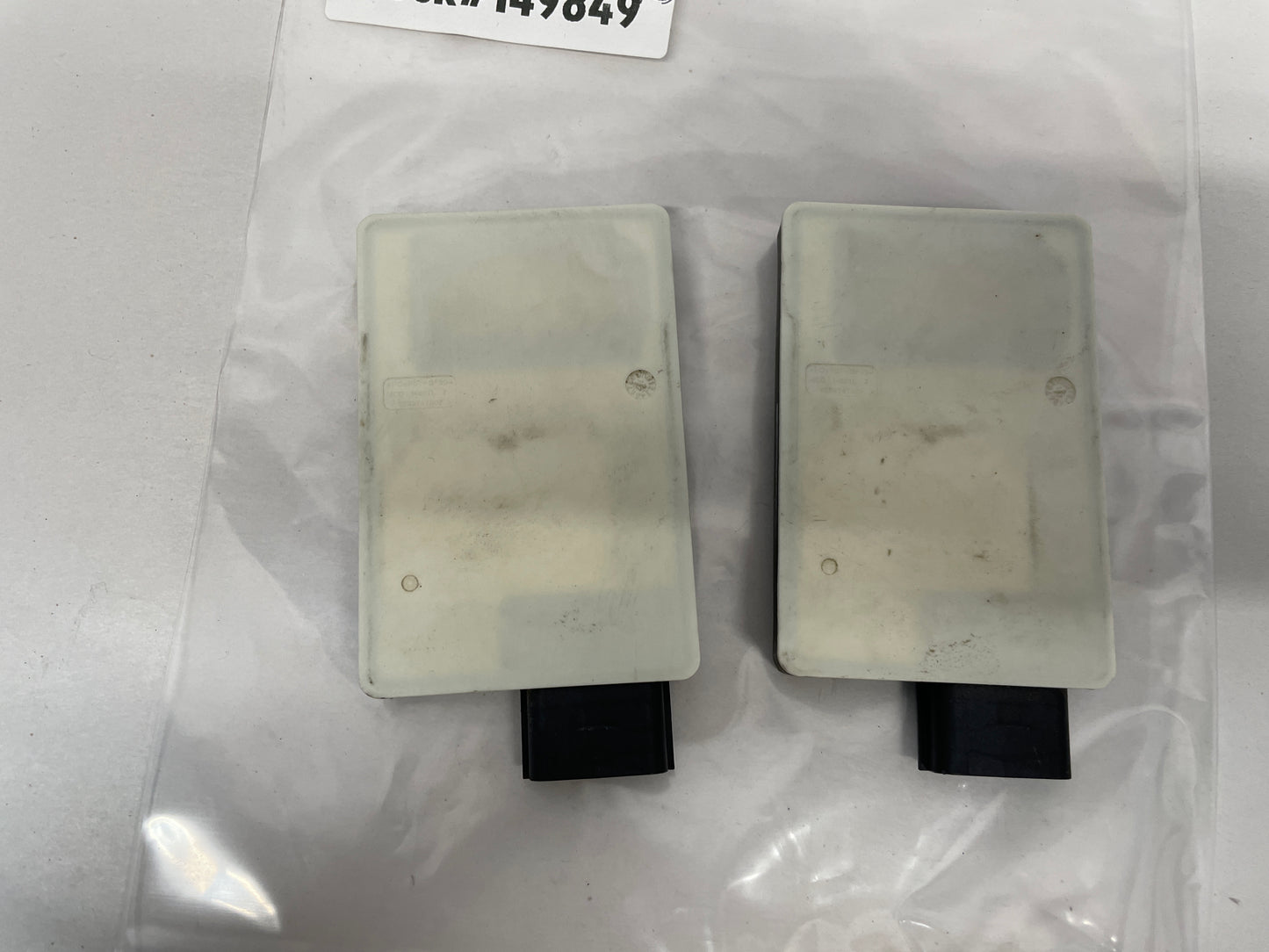 2019 Chevy Camaro ZL1 1LE Rear Bumper Blind Spot Detector Sensor Module Set OEM - Day's Parts Yard