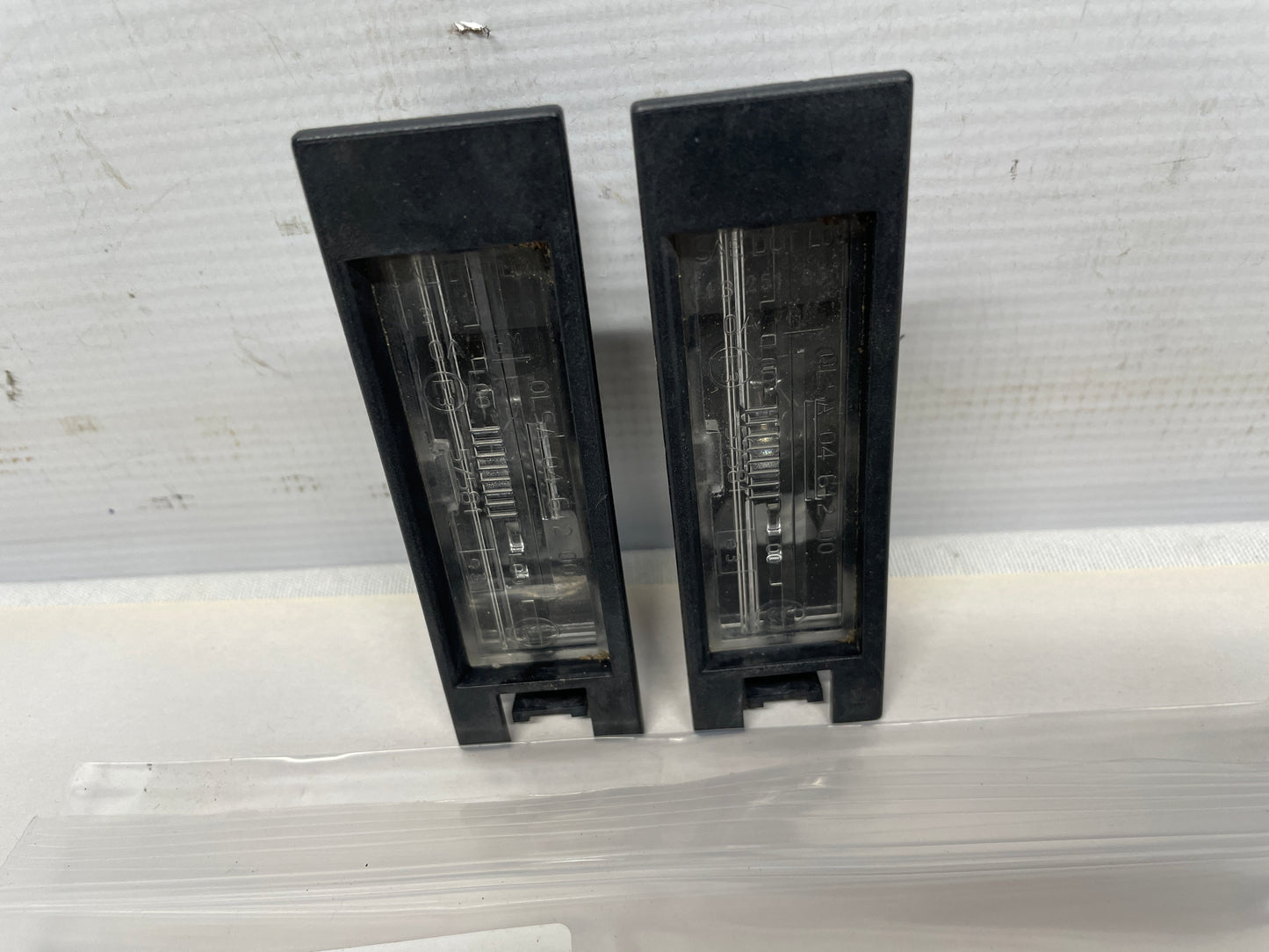 2019 Chevy Camaro ZL1 RH & LH License Plate Tag Lights OEM - Day's Parts Yard
