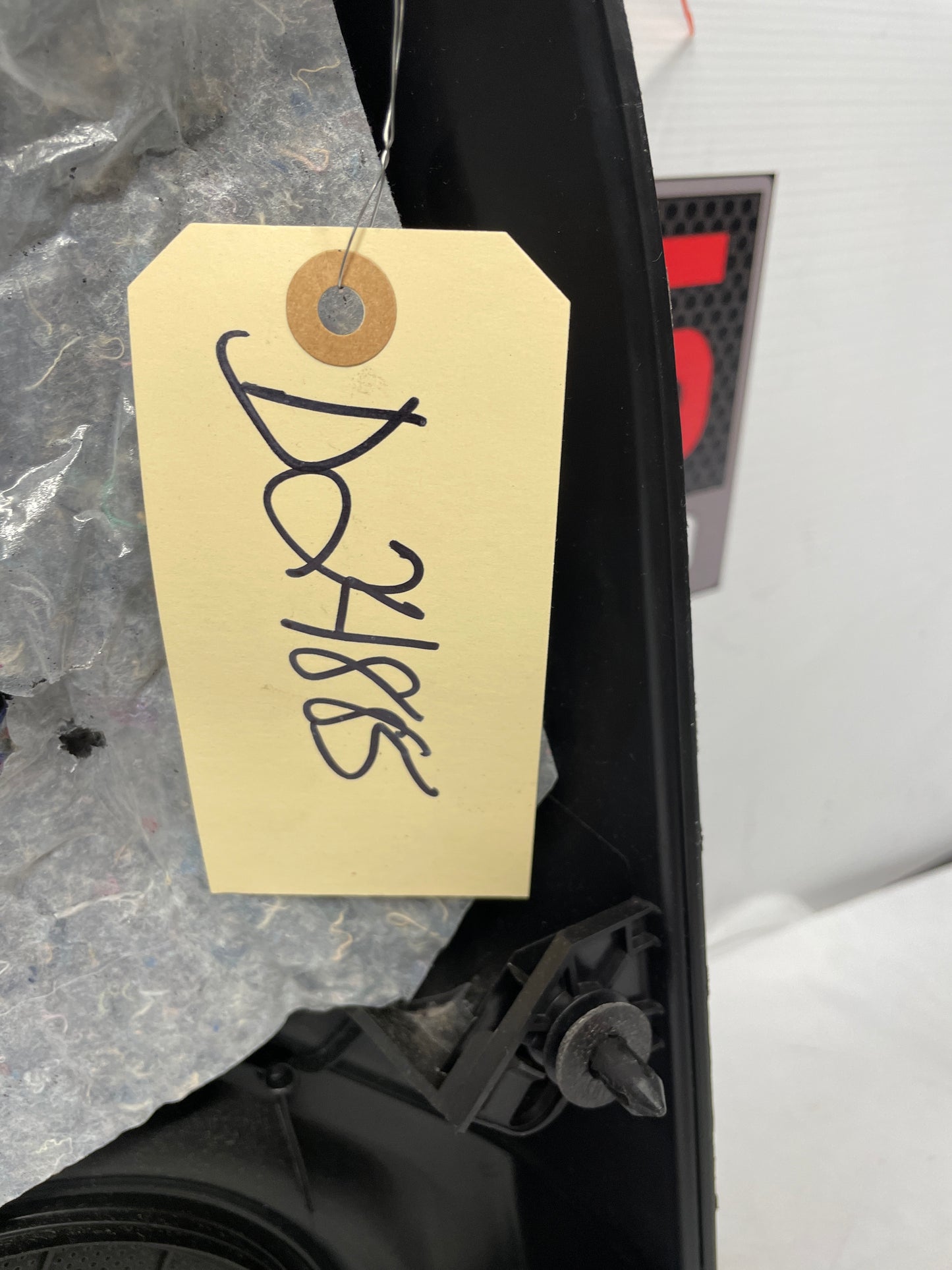 2014 Chevy Camaro ZL1 Convertible RH Passenger Interior Door Panel Trim Carbon Flash OEM - Day's Parts Yard