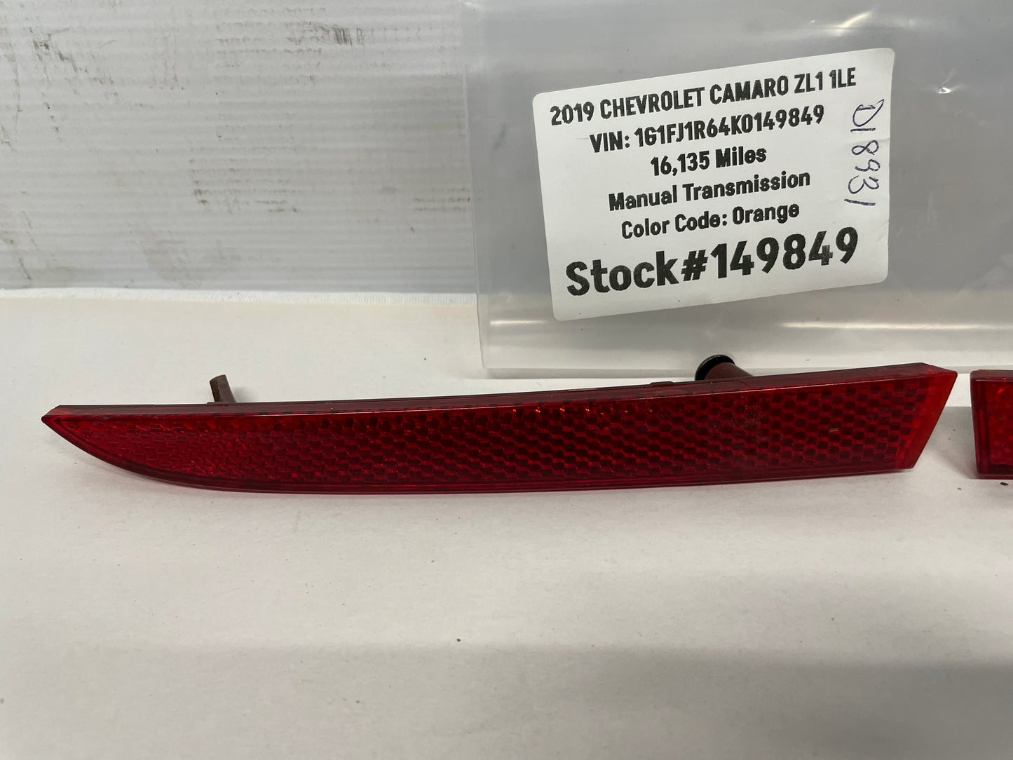 2019 Chevy Camaro ZL1 1LE Rear RH & LH Bumper Reflector Red LED Lamp OEM - Day's Parts Yard
