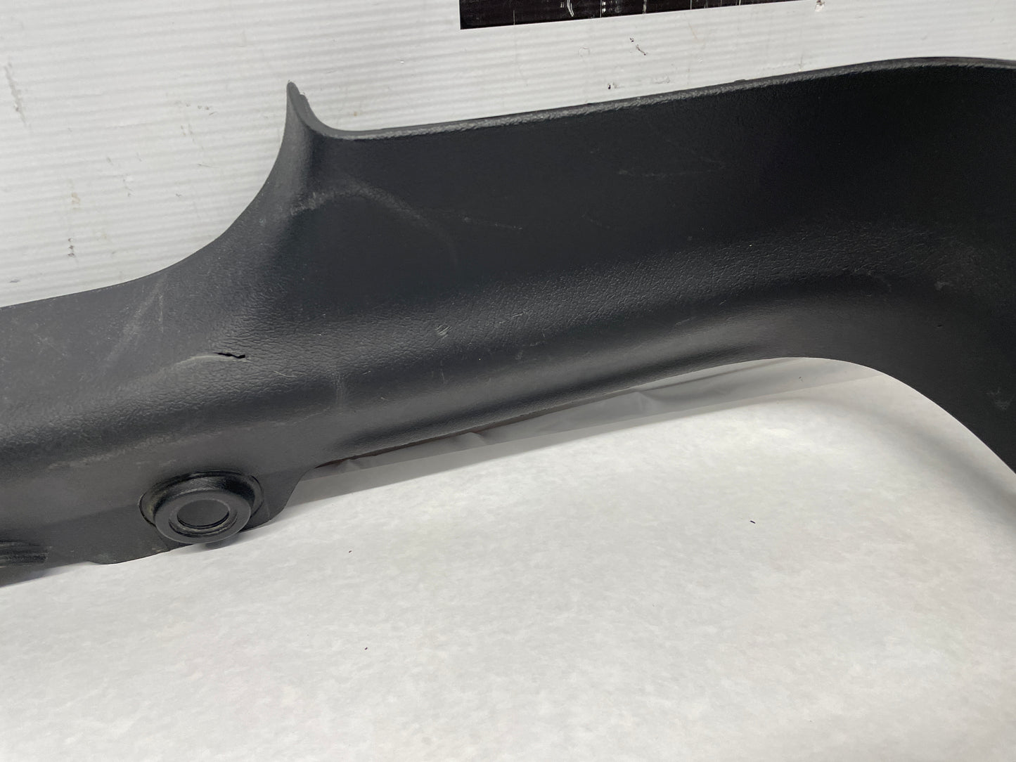 2006 Pontiac GTO RH Passenger Interior Sill Carpet Retainer Trim Cover Panel OEM - Day's Parts Yard