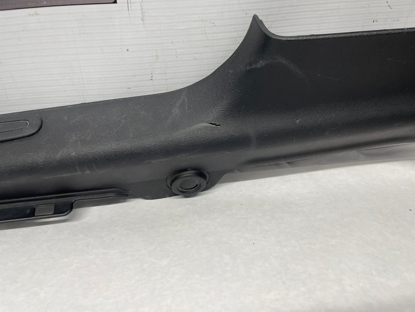2006 Pontiac GTO RH Passenger Interior Sill Carpet Retainer Trim Cover Panel OEM - Day's Parts Yard