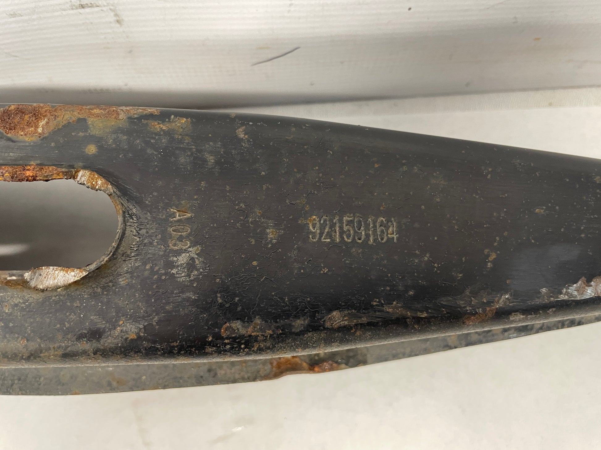 2009 Pontiac G8 GT LH Driver Rear Lower Control Arm OEM - Day's Parts Yard