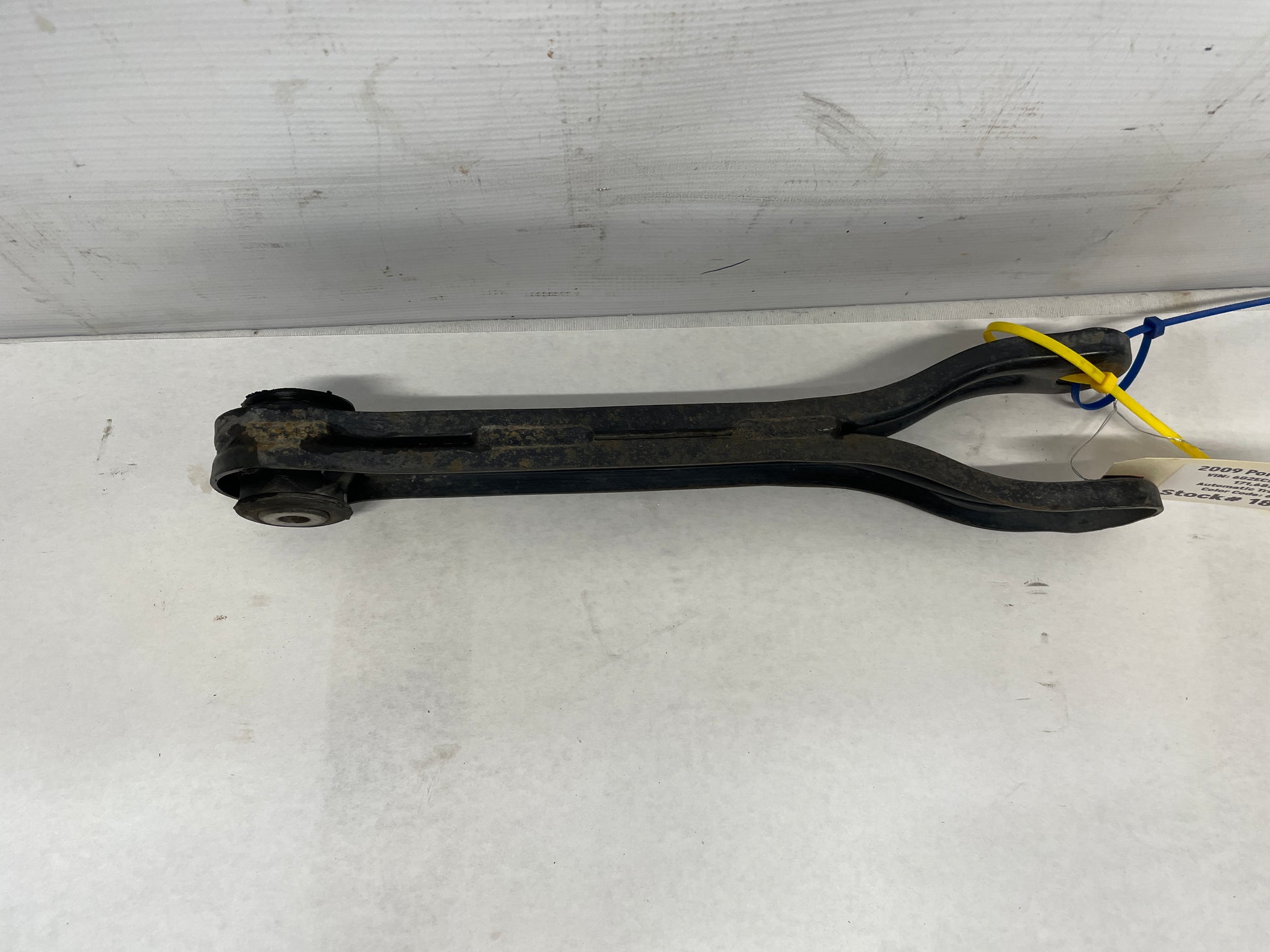 2009 Pontiac G8 GT LH Driver Rear Suspension Trailing Control Arm OEM - Day's Parts Yard