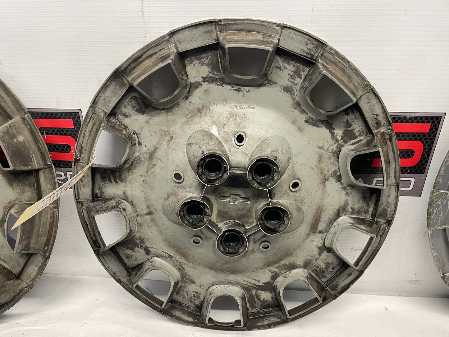 2013 Chevy Caprice Wheel Hub Cap Cover OEM - Day's Parts Yard