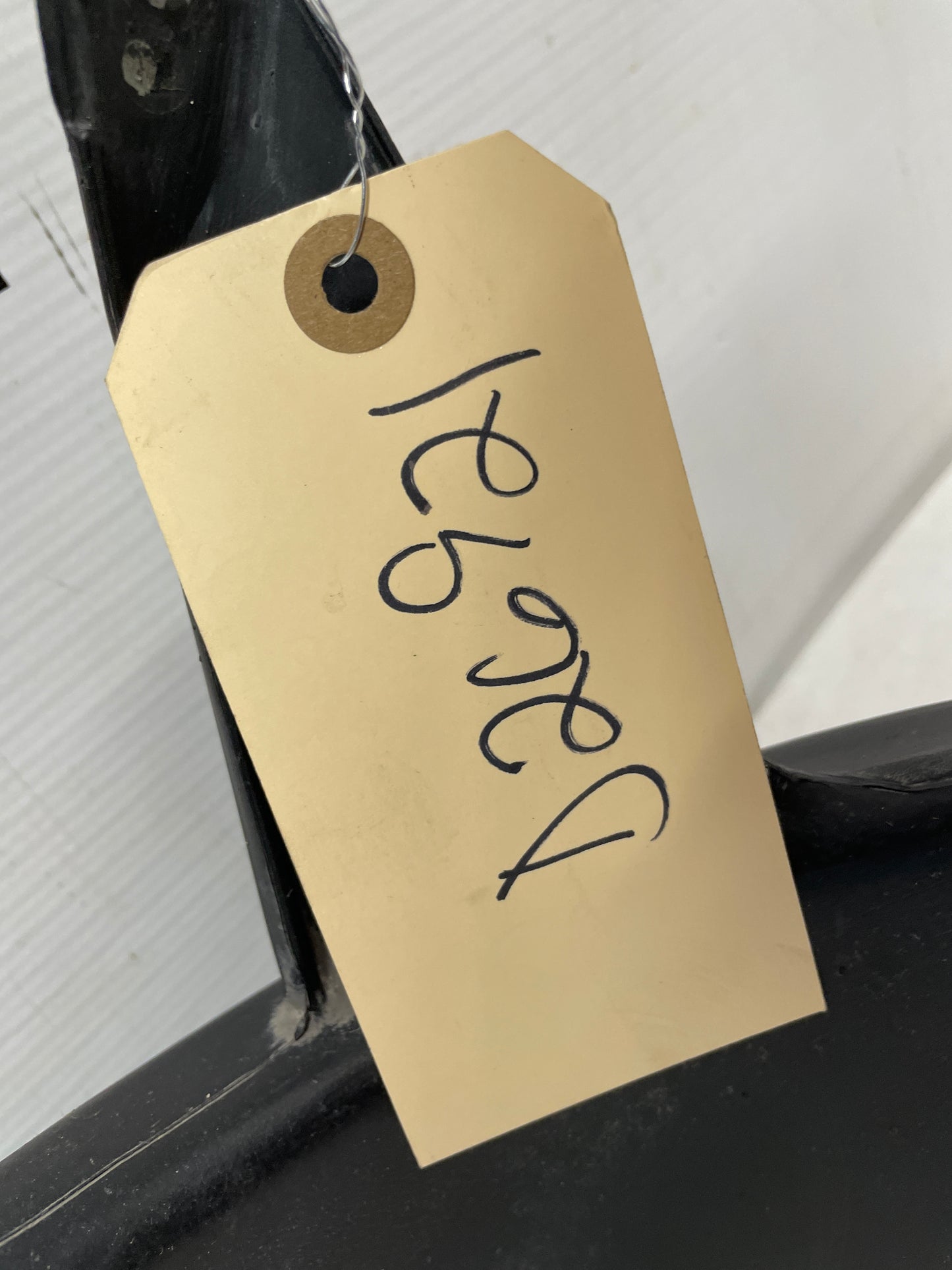 2008 Chevy Corvette LH Driver Rear Brake Cooling Duct OEM - Day's Parts Yard