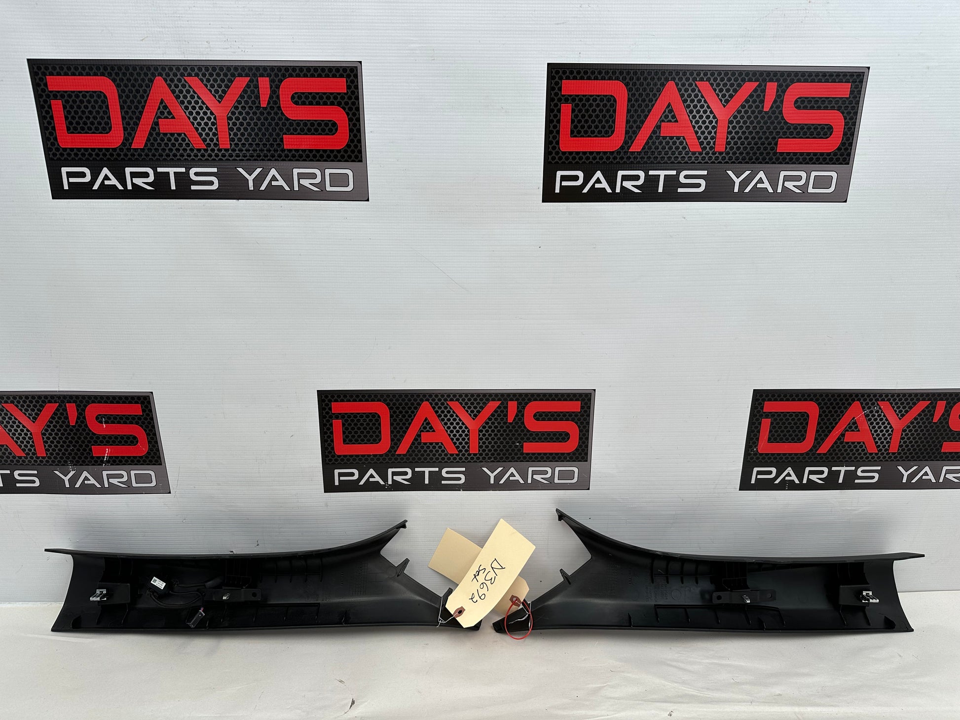 2017 Chevy Camaro ZL1 RH & LH Interior A Pillar Trim Set OEM - Day's Parts Yard