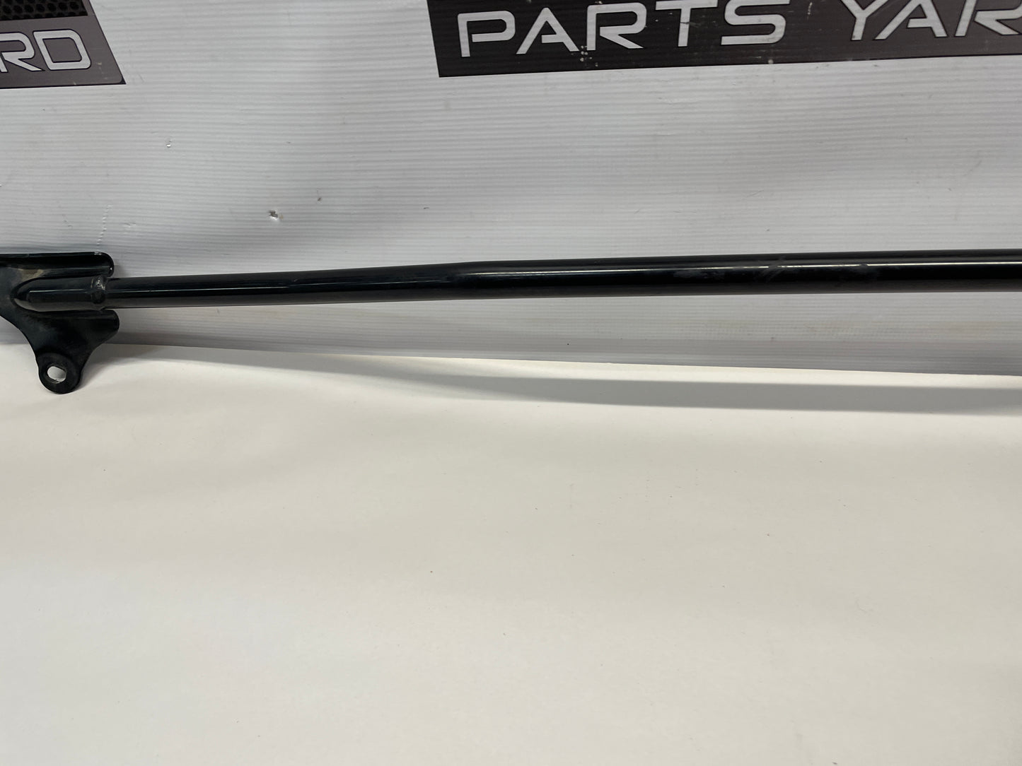 2006 Pontiac GTO Strut Tower Brace Bar OEM - Day's Parts Yard