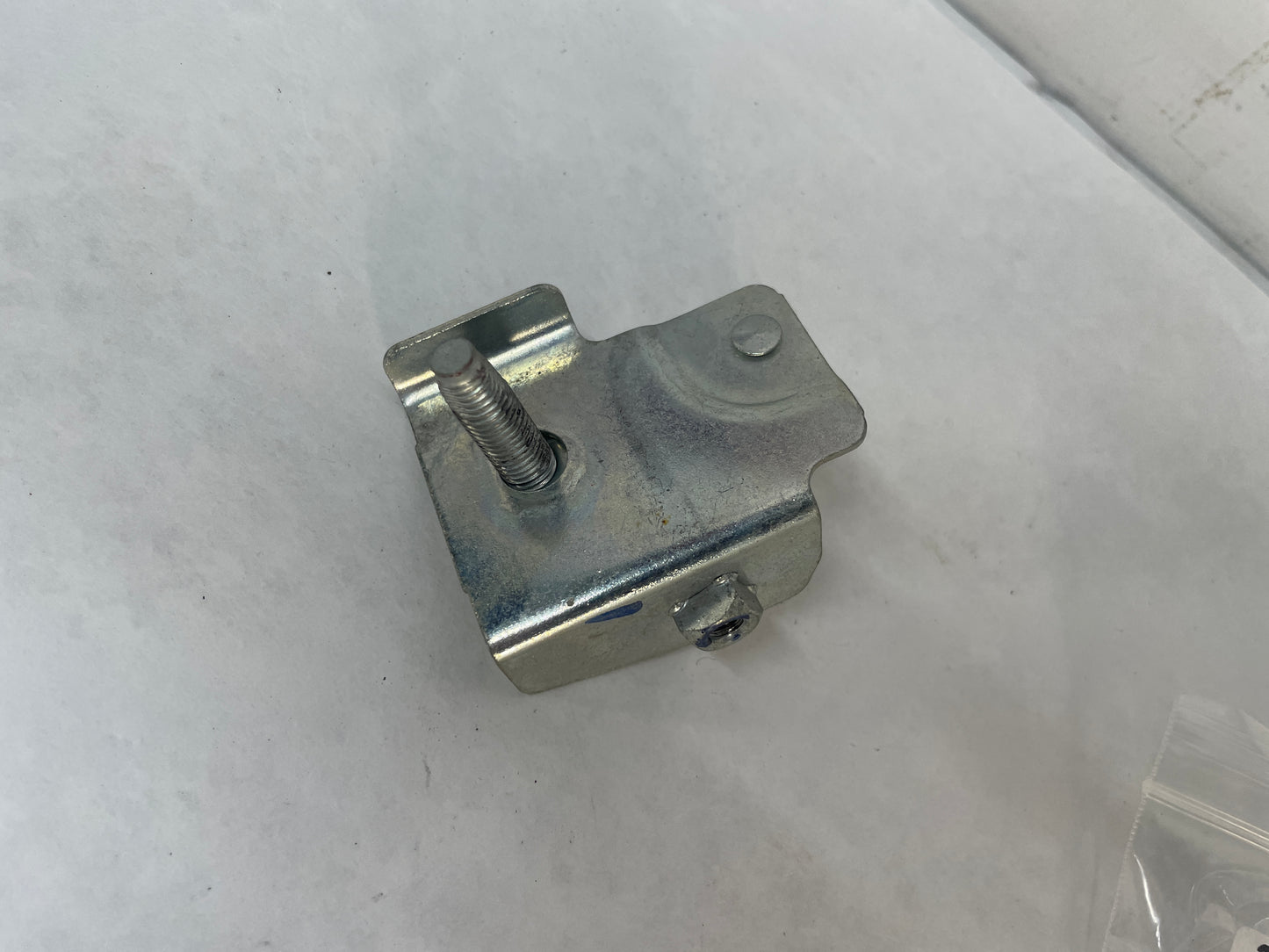 2009 Pontiac G8 GT Under Hood Ground Stud OEM - Day's Parts Yard