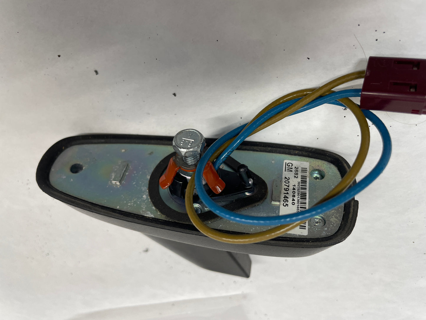 2013 GMC Sierra C1500 SLE GPS Map Radio Module Shark Fin Antenna OEM - Day's Parts Yard