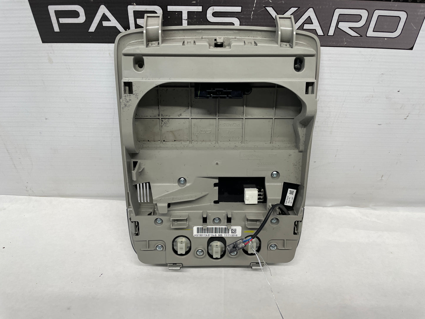 2017 Chevrolet SS Sedan Over Head Console Dome Map Light OEM - Day's Parts Yard