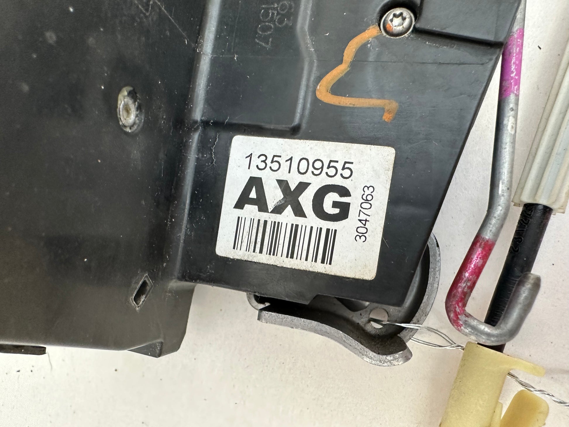 2017 Chevy Camaro ZL1 Front LH Drive Door Lock Actuator OEM - Day's Parts Yard