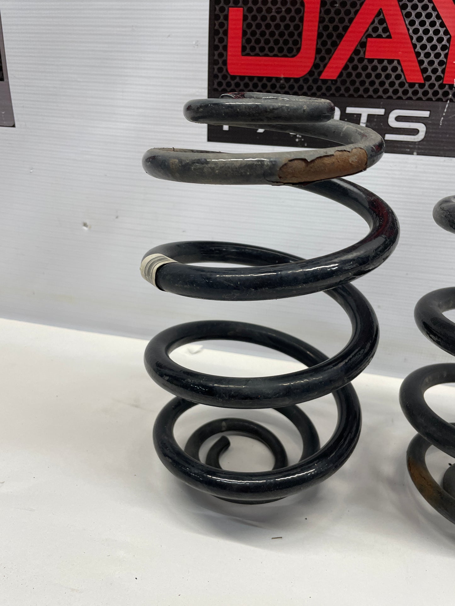 2006 Pontiac GTO Rear Coil Springs RH & LH OEM - Day's Parts Yard