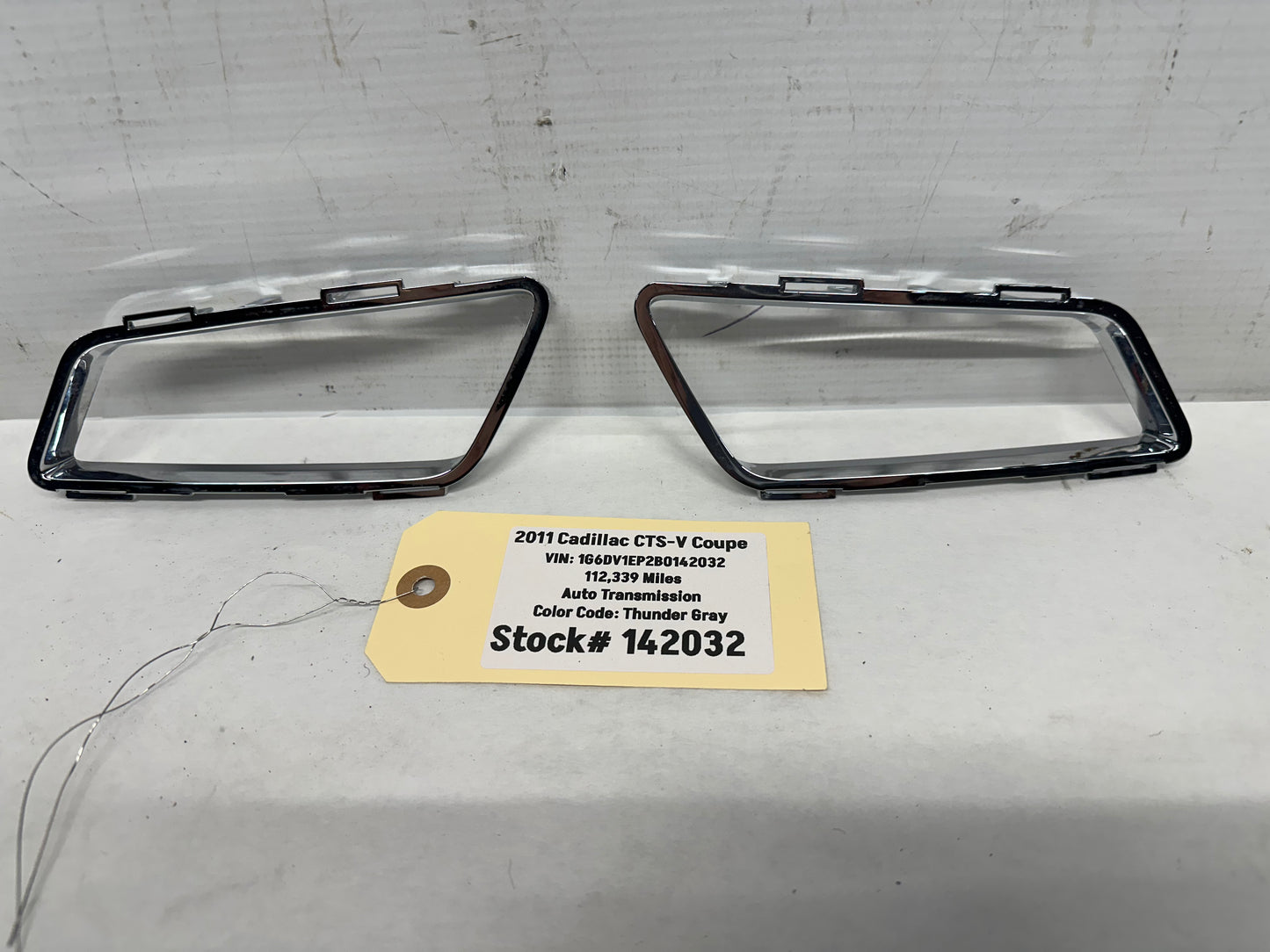 2011 Cadillac CTS-V Coupe RH & LH Air Vent Bezel OEM - Day's Parts Yard