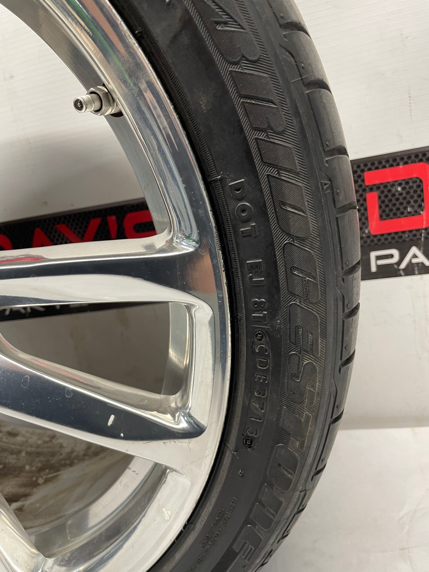 2014 Chevy SS Sedan Factory OEM Front Wheel w/ Bridgestone Potenza Tire 19X8.5 - Day's Parts Yard