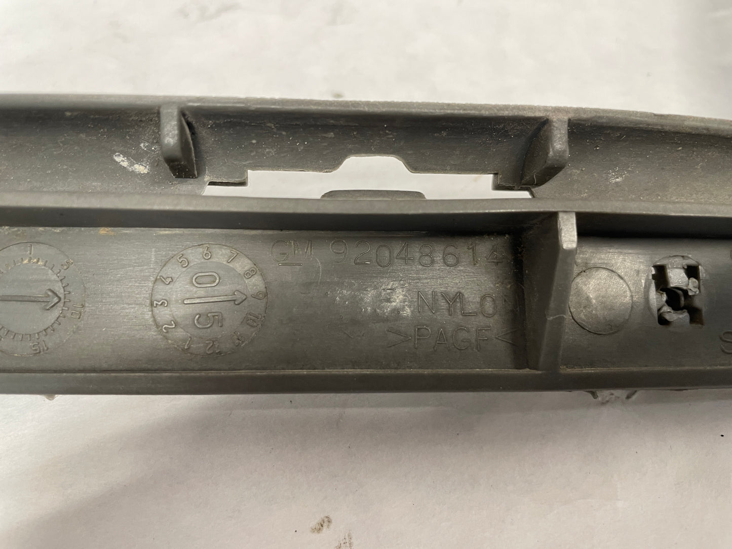 2006 Pontiac GTO RH Passenger Front Bumper Fender Brackets Guide OEM - Day's Parts Yard