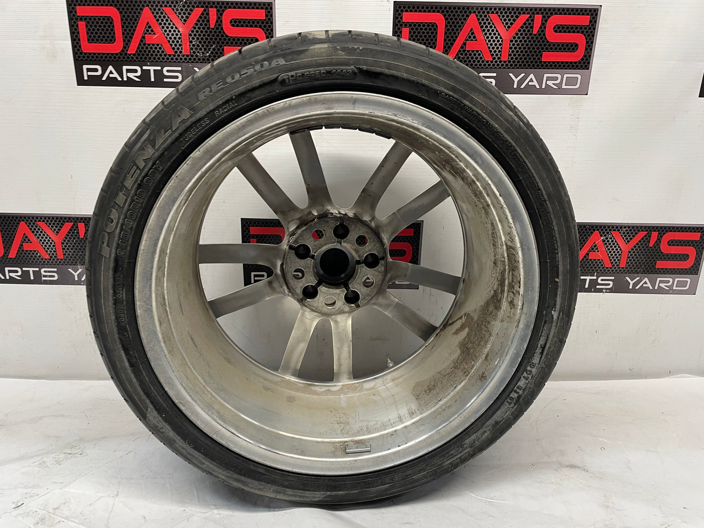 2014 Chevy SS Sedan Factory OEM Front Wheel w/ Bridgestone Potenza Tire 19X8.5 - Day's Parts Yard