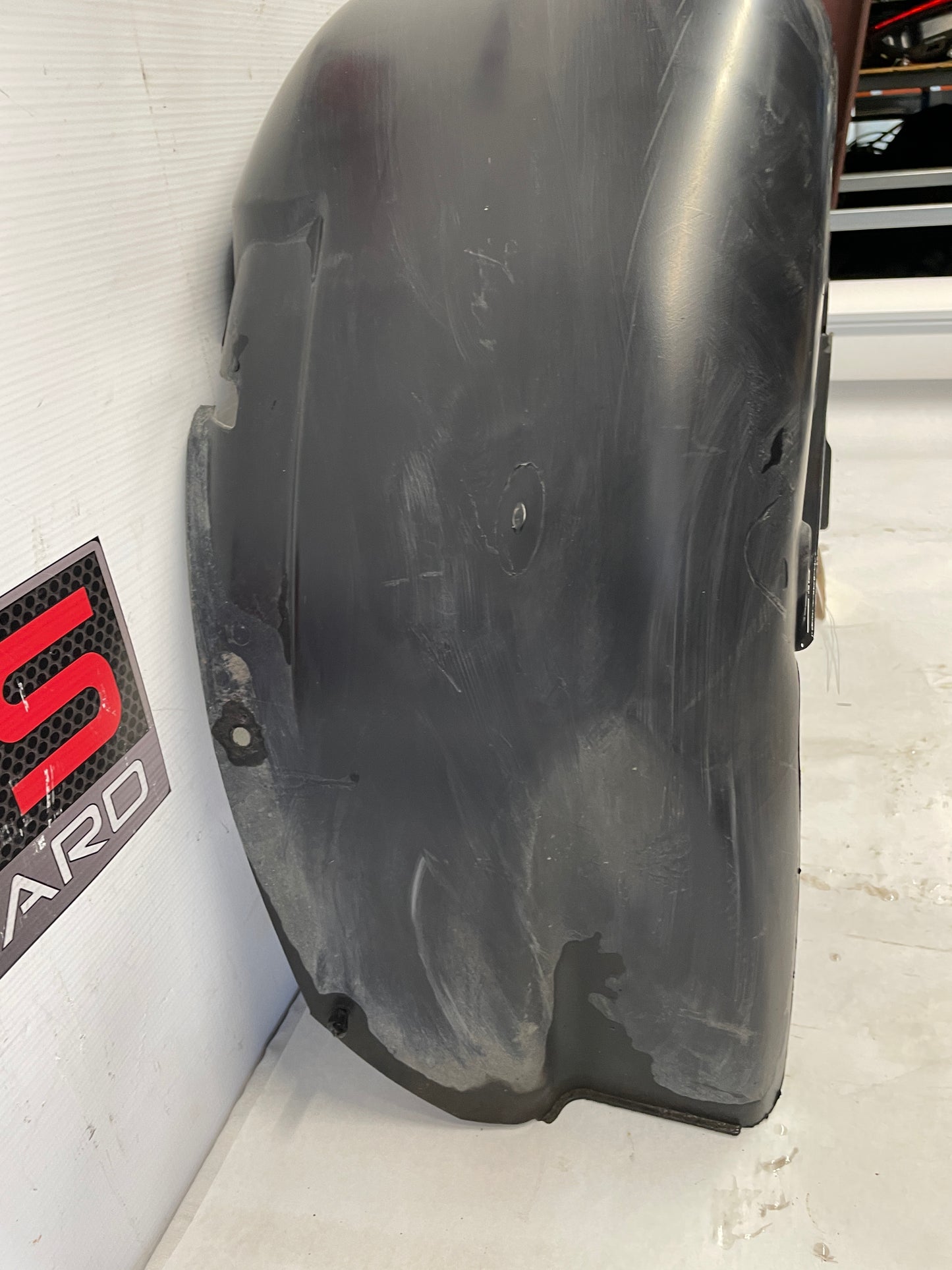2009 Pontiac G8 GT LH Driver Rear Fender Wheel Well Liner OEM - Day's Parts Yard