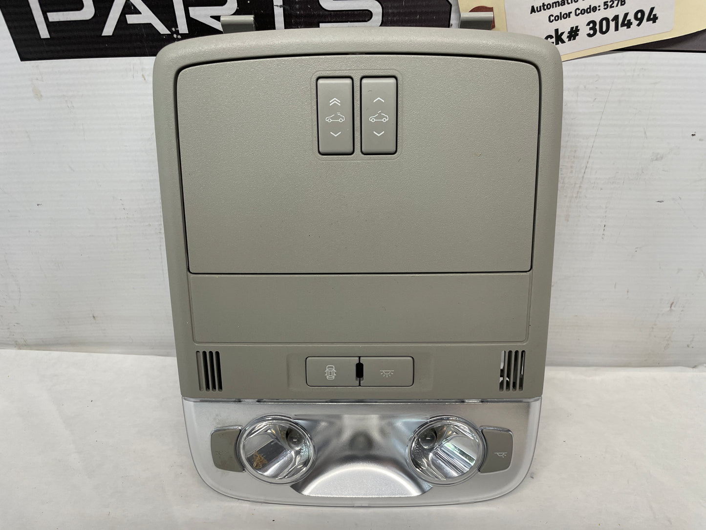 2017 Chevrolet SS Sedan Over Head Console Dome Map Light OEM - Day's Parts Yard