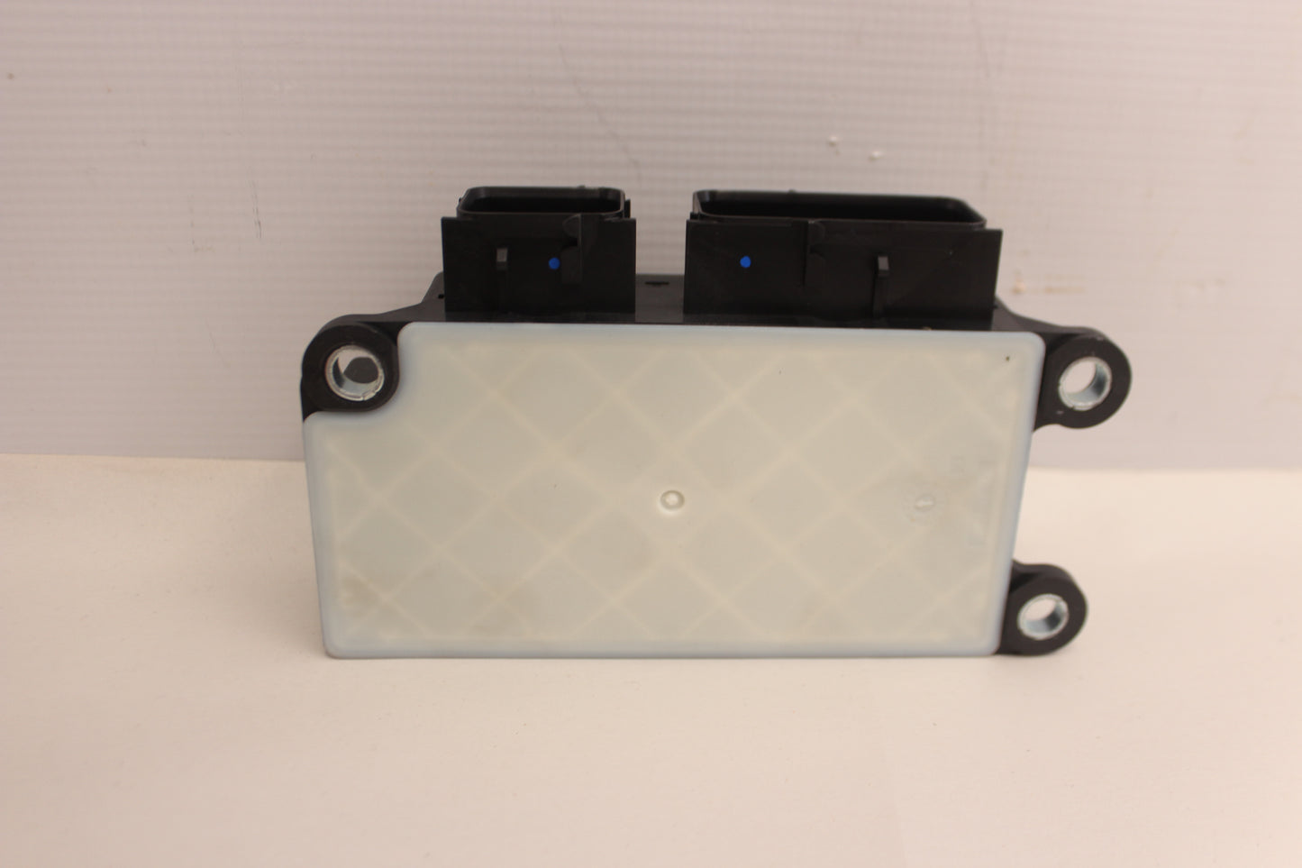 2017 Chevy SS Sedan Air Bag Control Module OEM - Day's Parts Yard