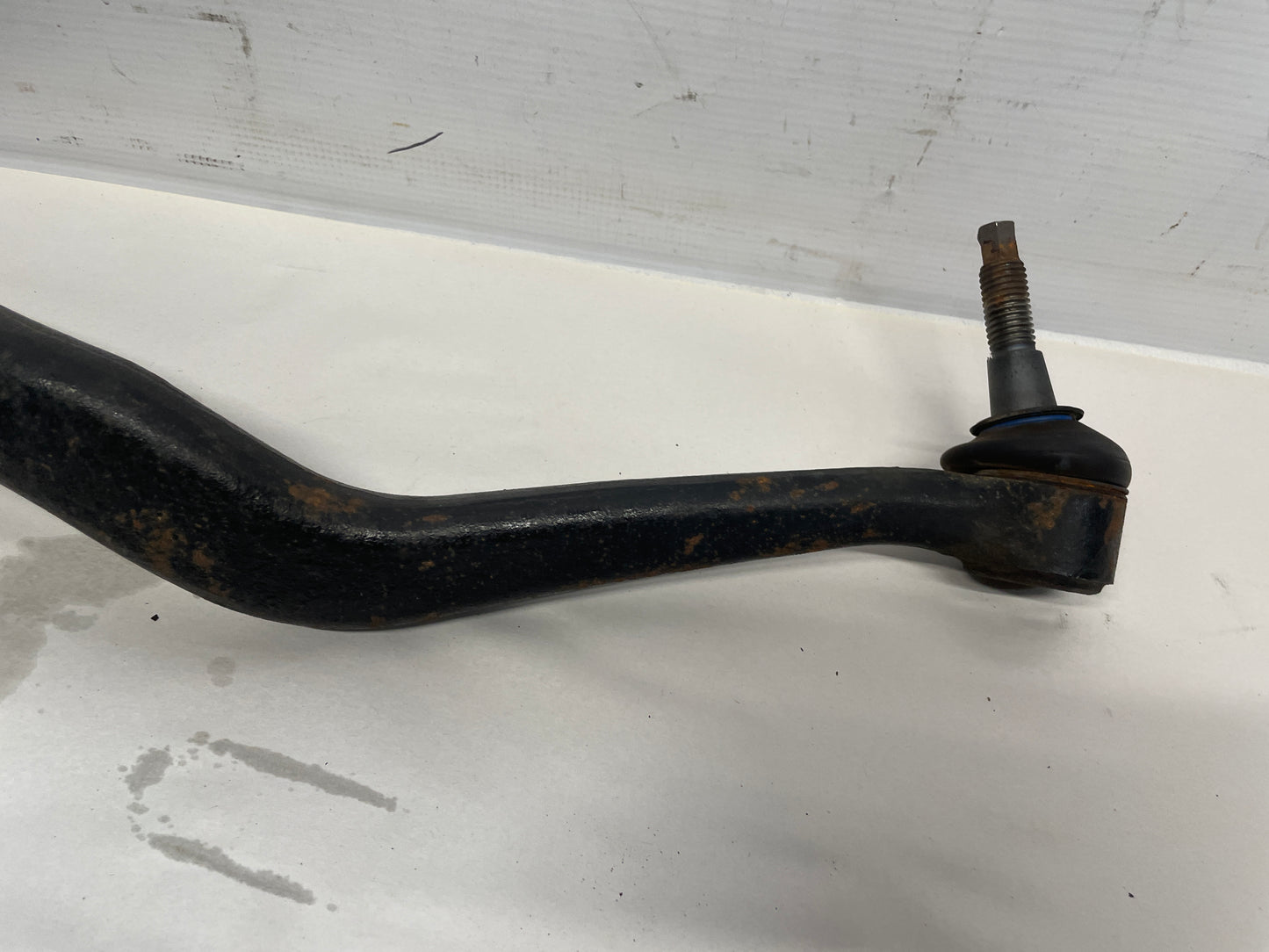 2008 Pontiac G8 LH Driver Front Lower Control Arm OEM - Day's Parts Yard
