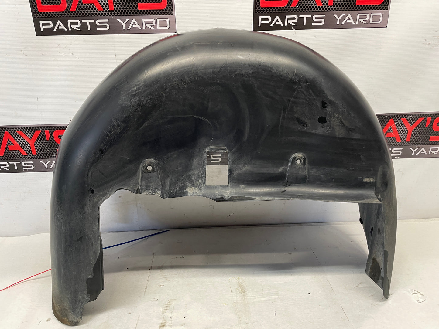 2009 Pontiac G8 GT RH Passenger Rear Fender Wheel Well Liner OEM - Day's Parts Yard