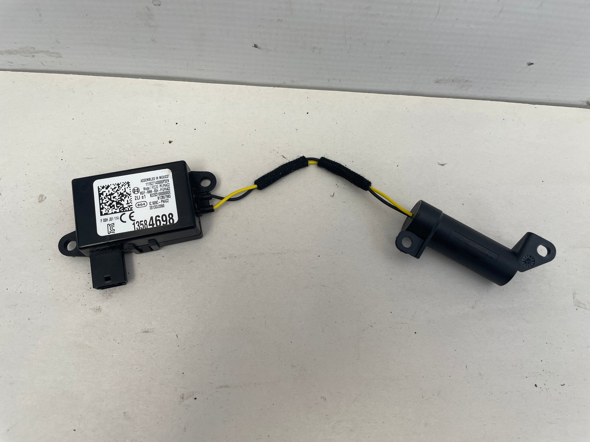 2016 Chevy Camaro SS Anti Theft Deterrent Control Module OEM - Day's Parts Yard