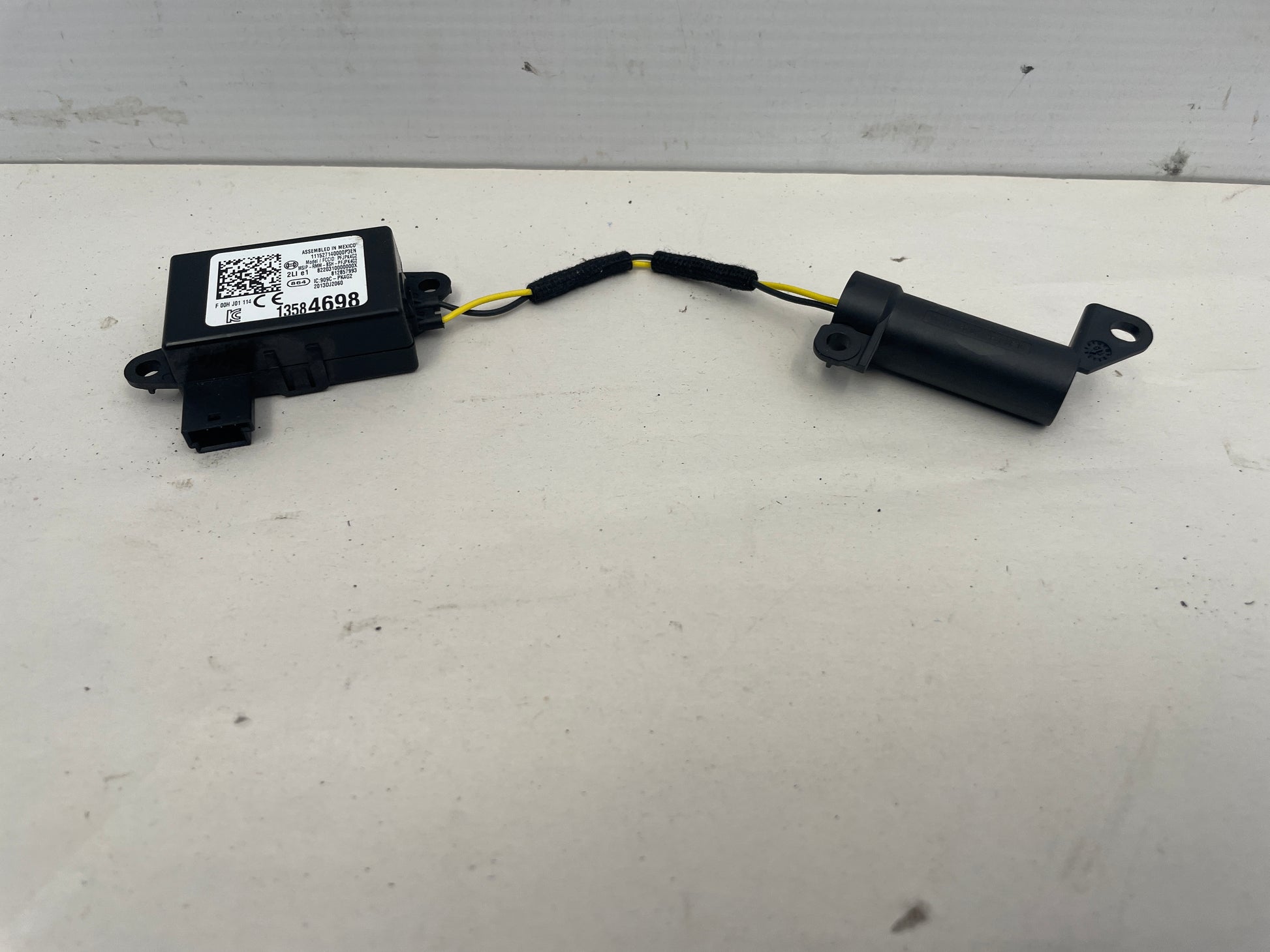 2016 Chevy Camaro SS Anti Theft Deterrent Control Module OEM - Day's Parts Yard